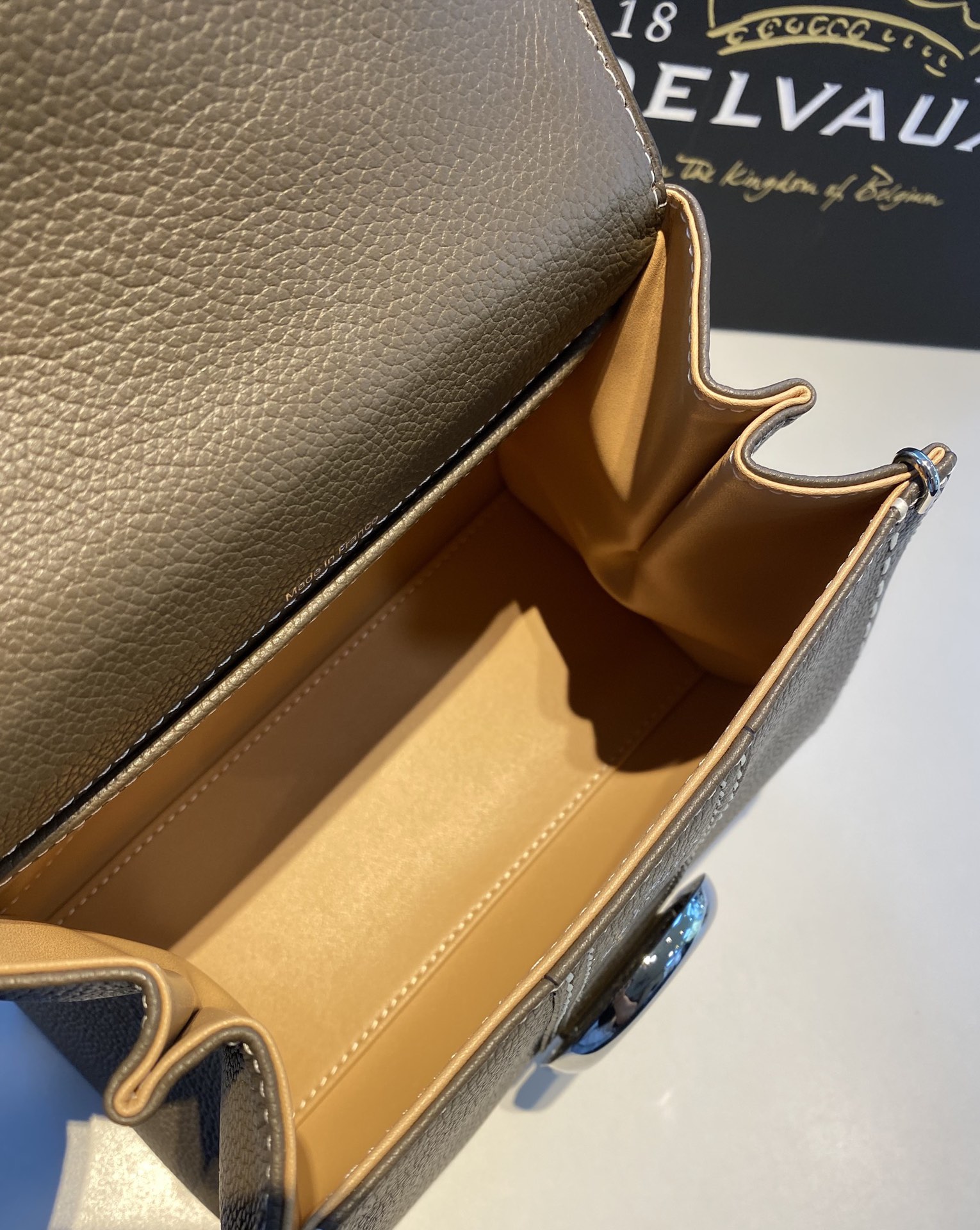 DELVAUX      🇧🇪brillant togo