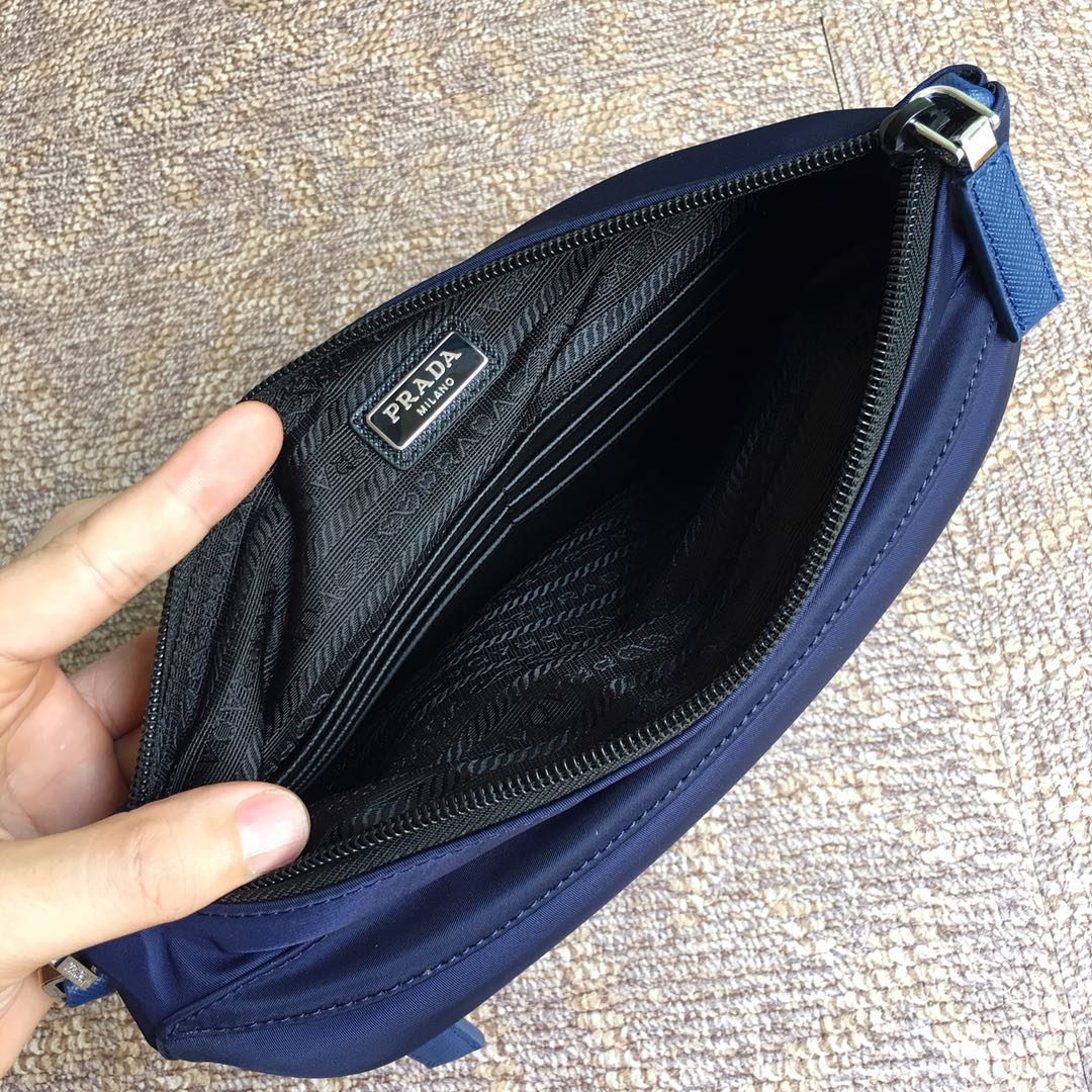 𝐏𝐑𝐀𝐃𝐀 2NH007 new cloth handbag