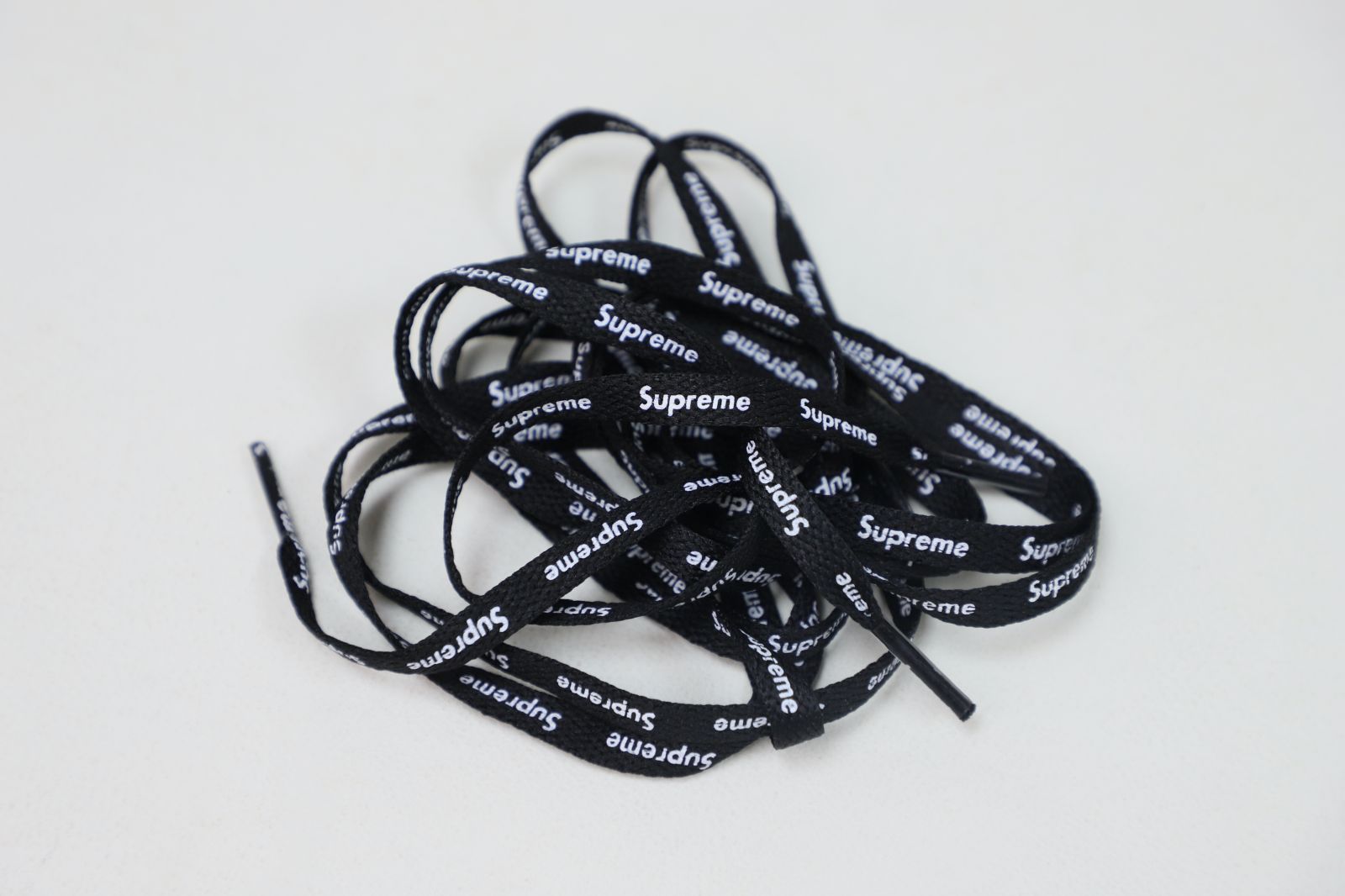 Supreme Nike Air Force 1 Low box logo