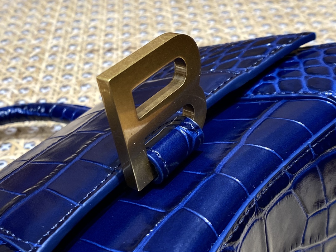 BALENCIAGA 𝐇𝐨𝐮𝐫𝐠𝐥𝐚𝐬𝐬 𝐗𝐒 crocodile-textured cowhide