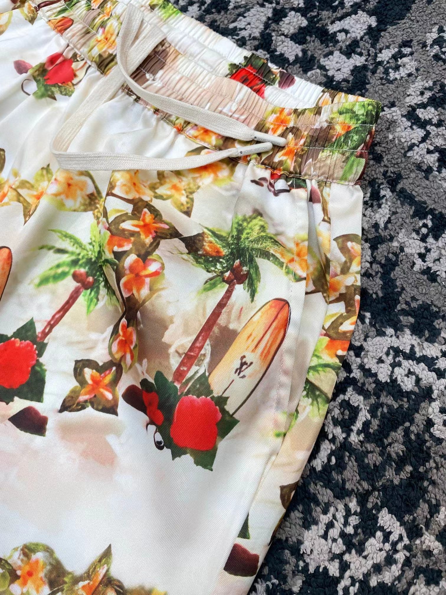 Louis Vuitton 24 summer set