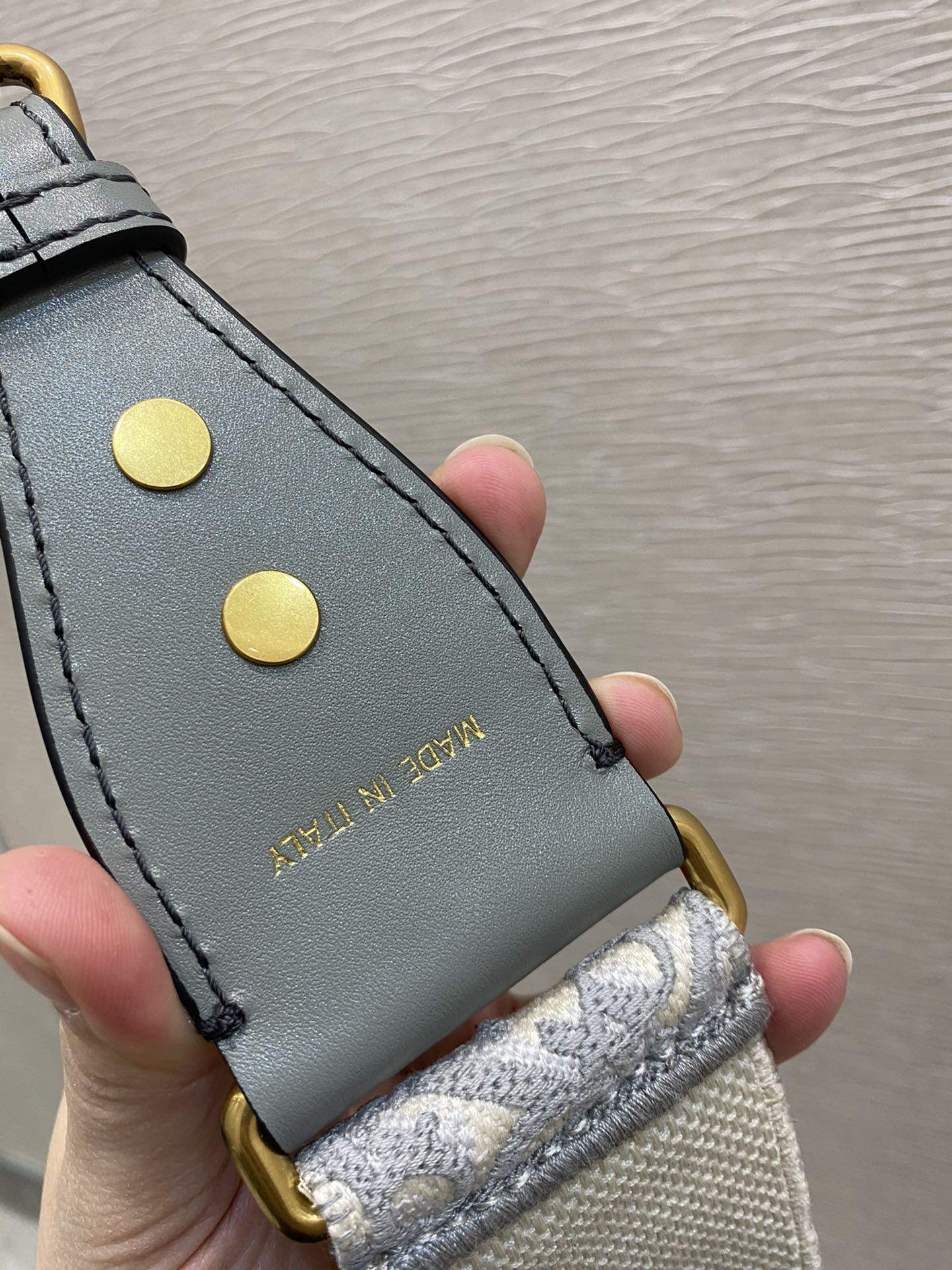 Dior classic heavy letter shoulder strap