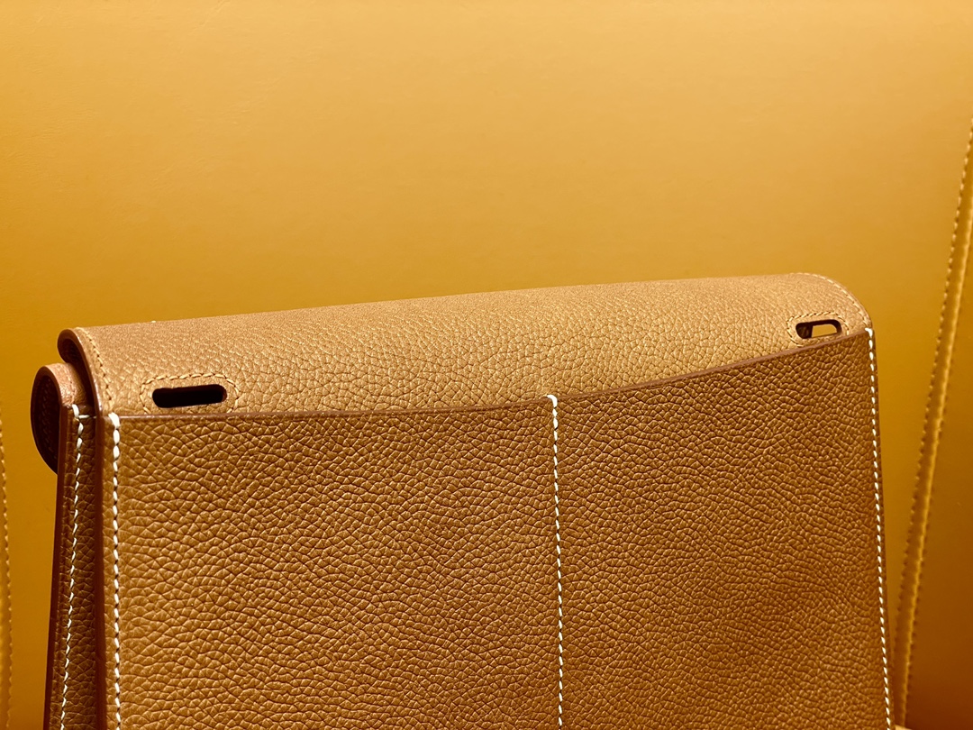 Halzan25 gold buckle golden brown   Saddle Fubo leather