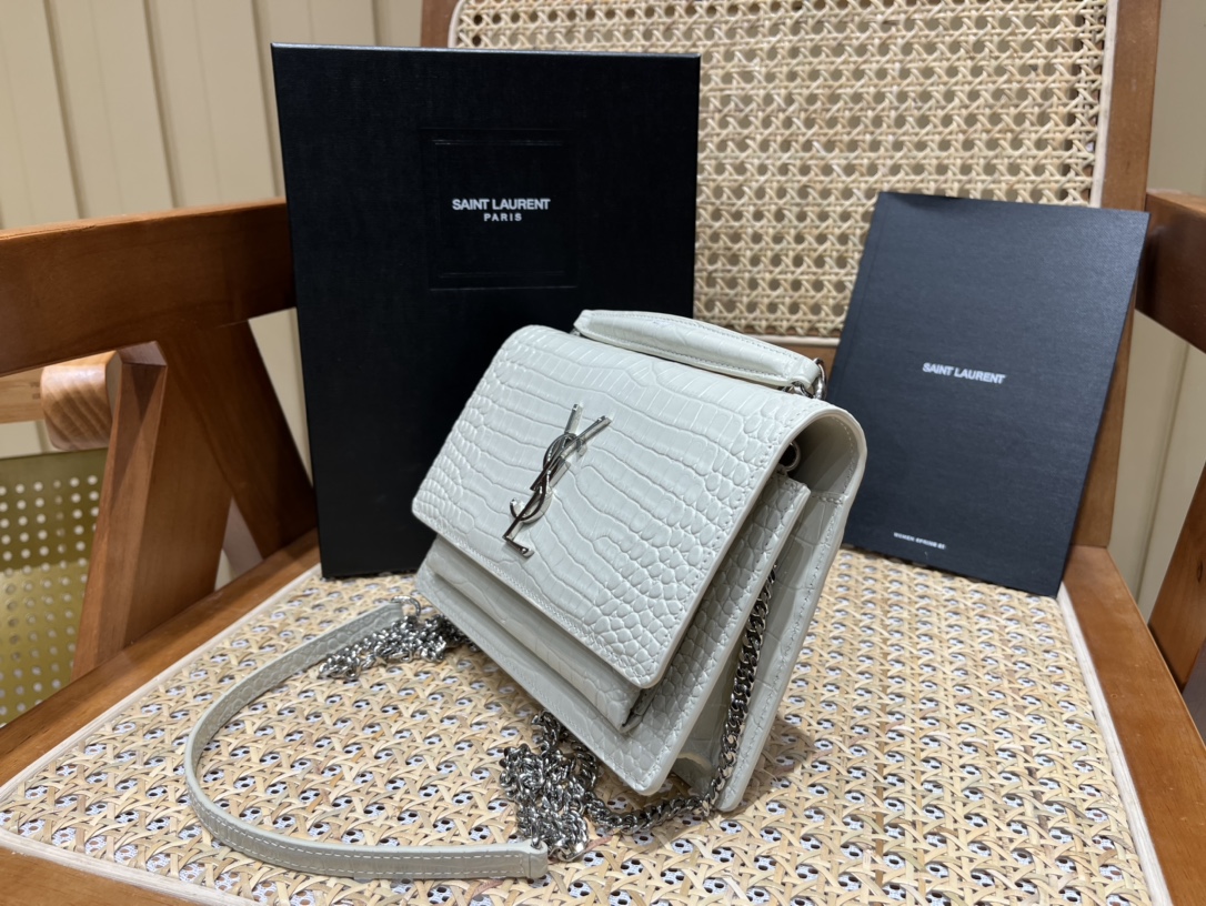 SAINT LAUREN #𝑺𝒖𝒏𝒔𝒆𝒕 𝑾𝒐𝒄#533026 original leather E.JD