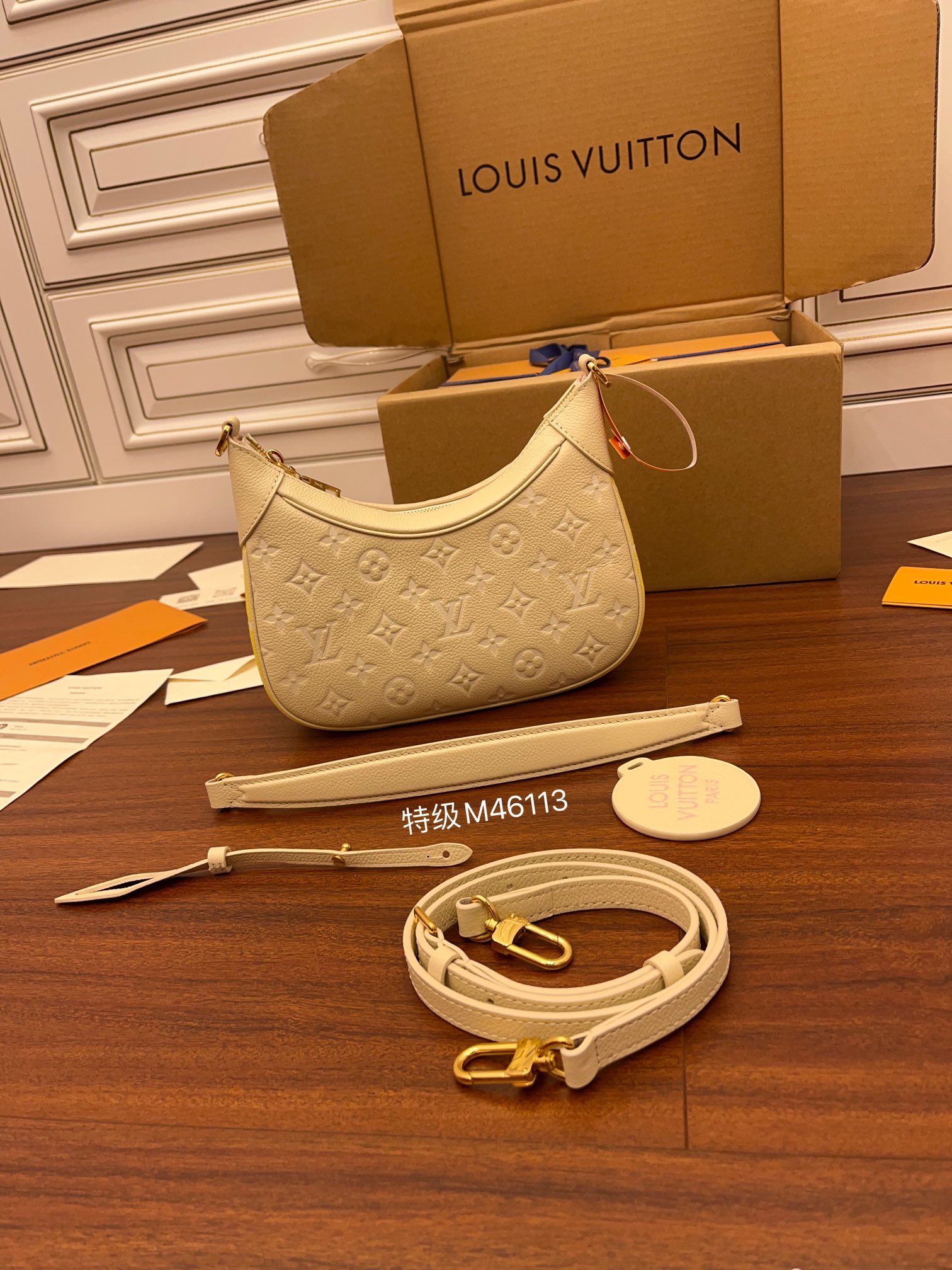 Louis Vuitton M46113