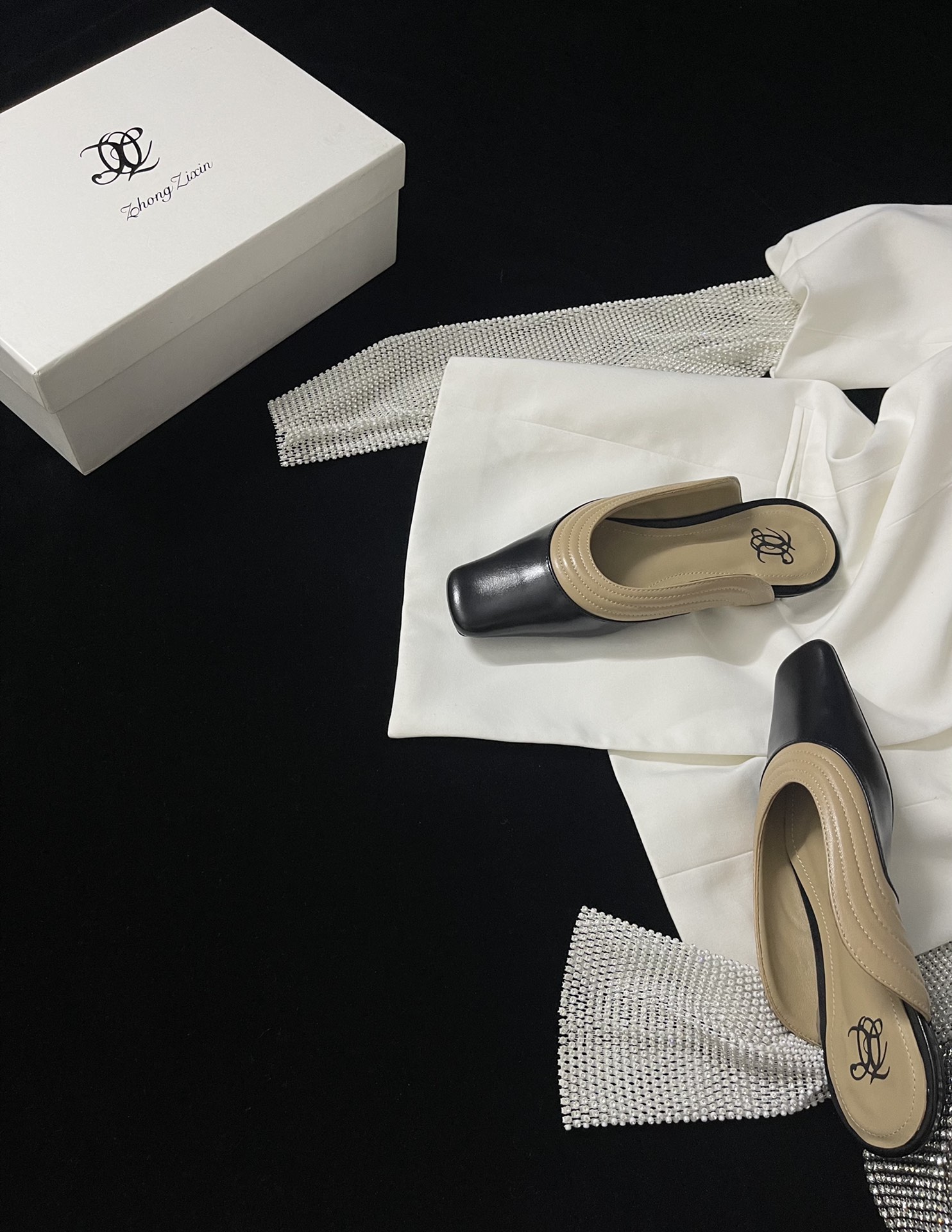 𝐳𝐡𝐨𝐧𝐠 𝐳𝐢 𝐱𝐢𝐧｜𝟐𝟎𝟐𝟑/𝐒𝐒 𝐧𝐞𝐰 Slippers