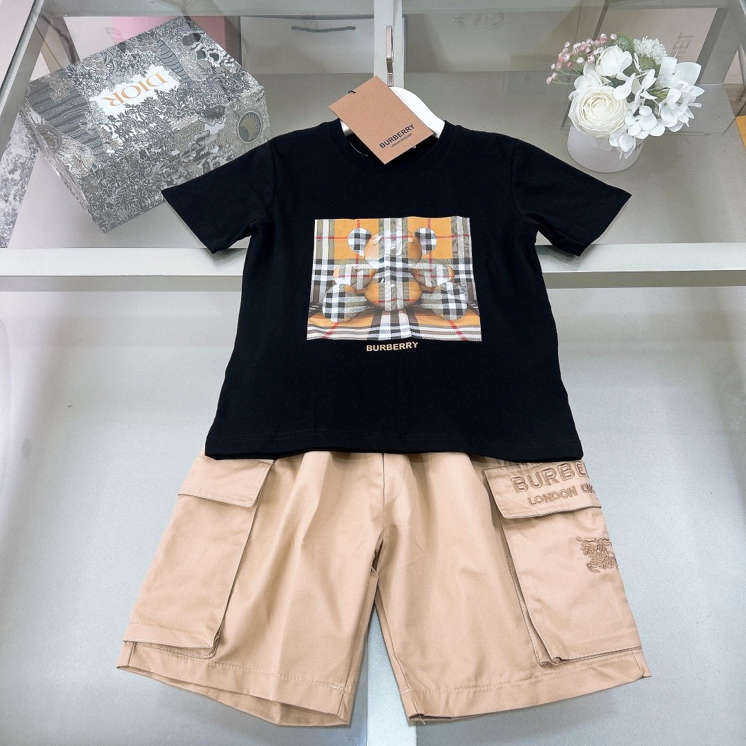 2024 Burberry Kids Suit