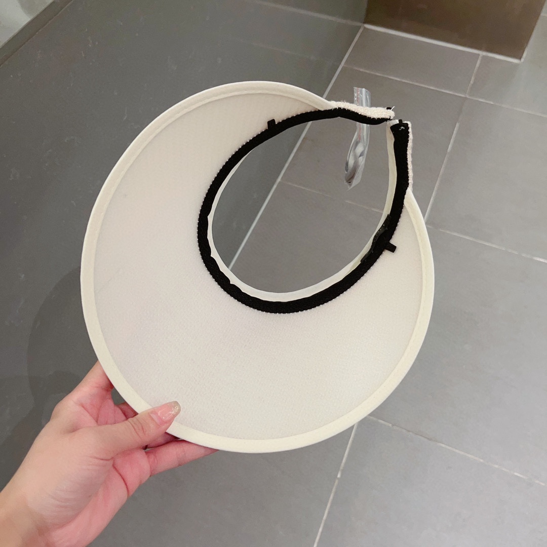 CHANEL headband, small fragrance