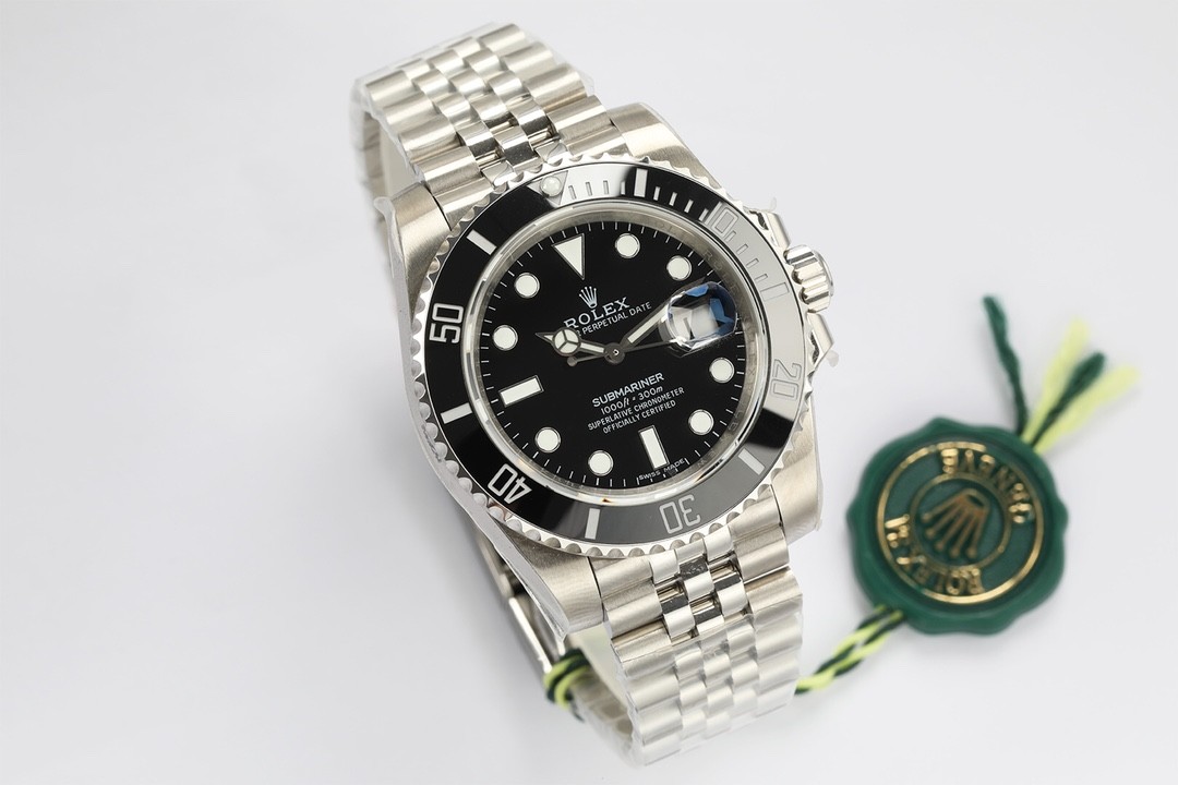 Rolex Submariner Series 40 Men's Watch