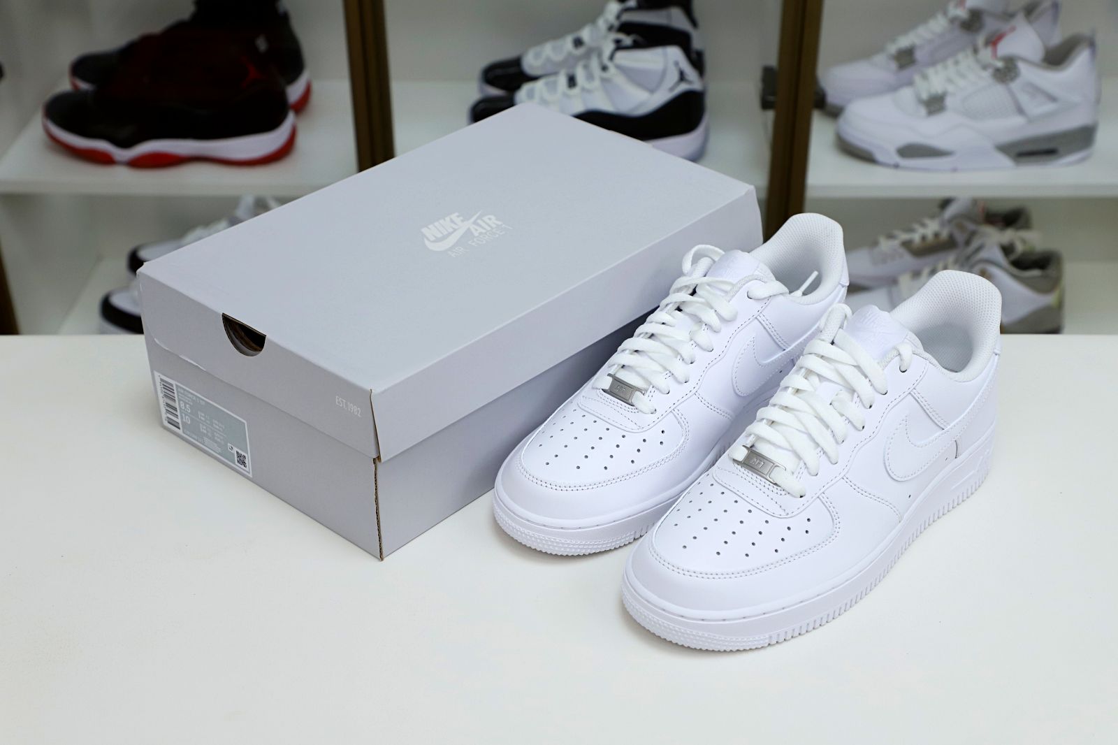Nike Air Force 1 Low Triple White