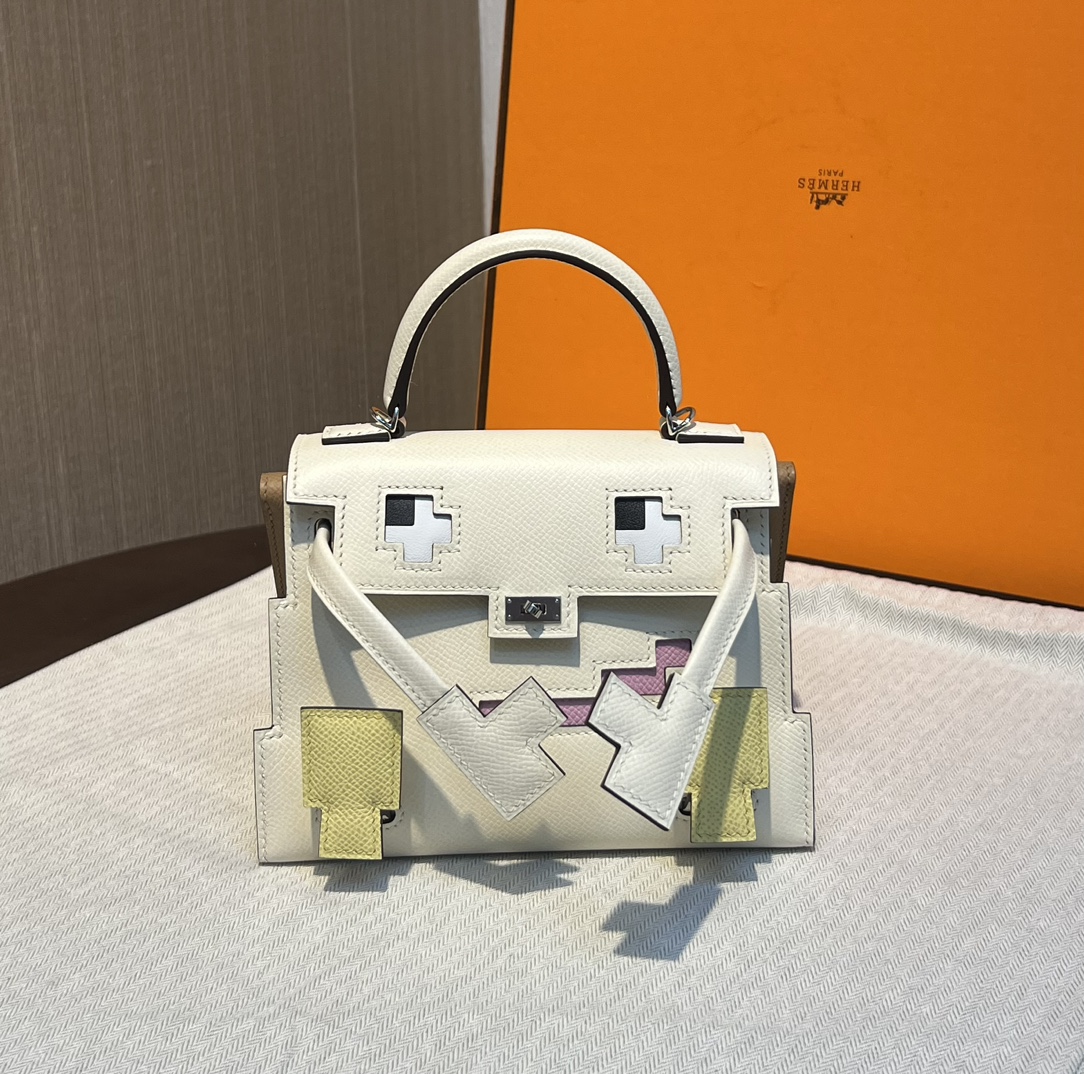 Kelly doll Mosaic doll bag cream white