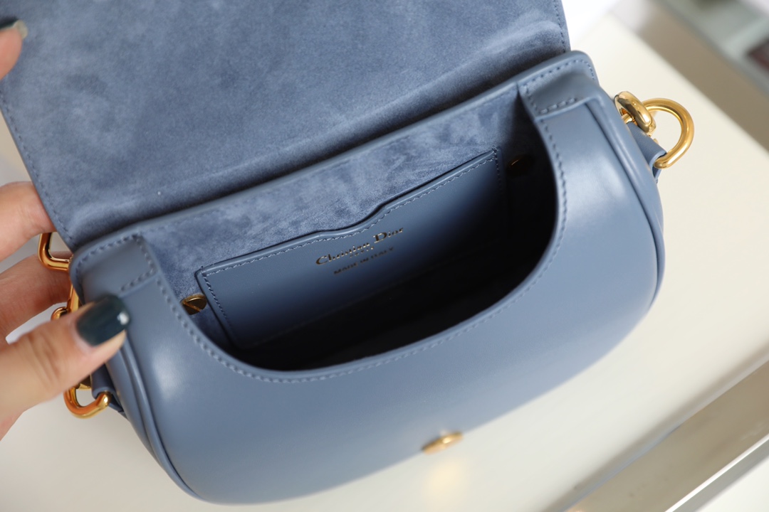 New Denim Blue arrives ‼️ small 𝘾-𝟎𝟖𝟏 𝙙𝙞𝙤𝙧 𝙗𝙤𝙗𝙗𝙗𝙮