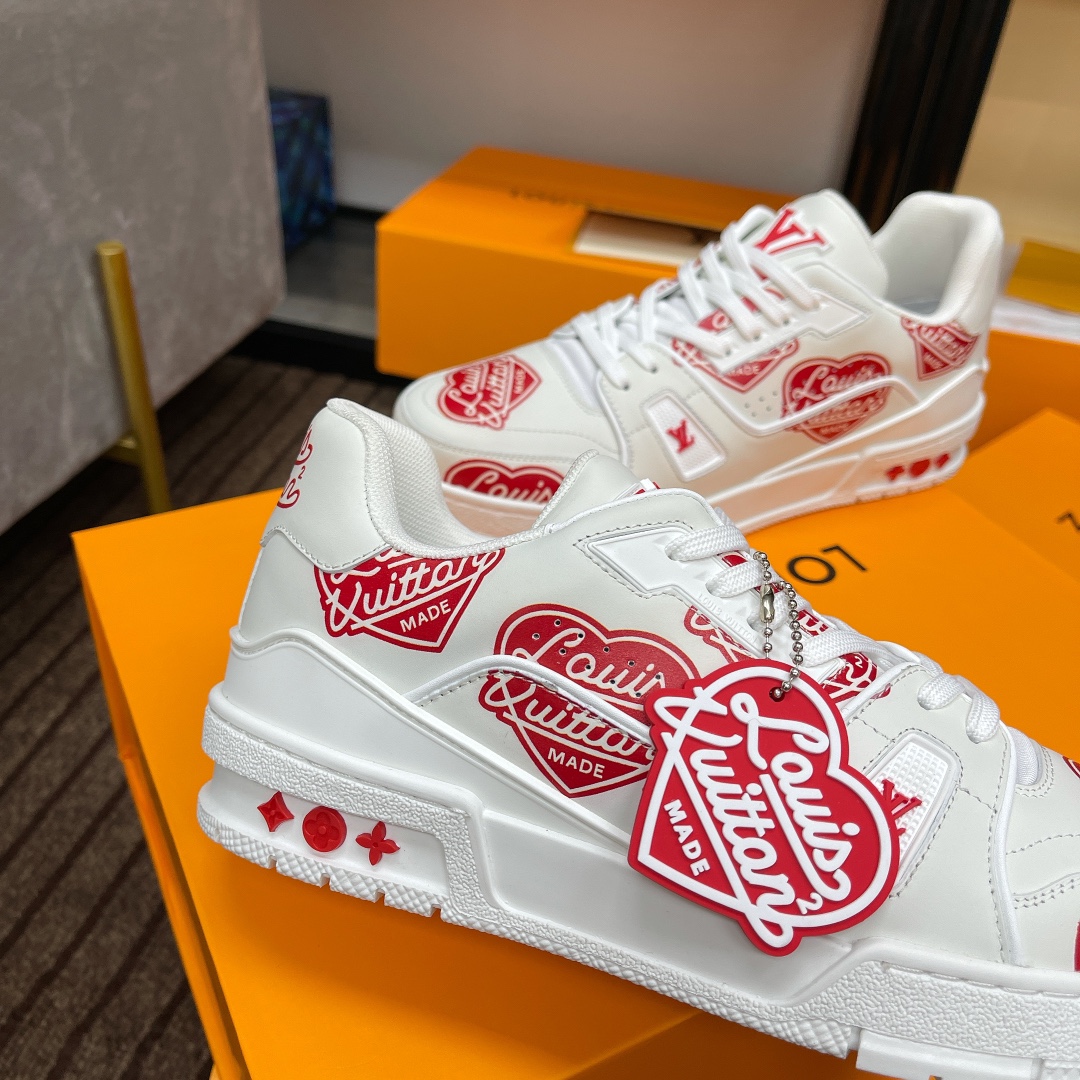 Louis Vuitton couple models DIY buckle sneakers sneakers