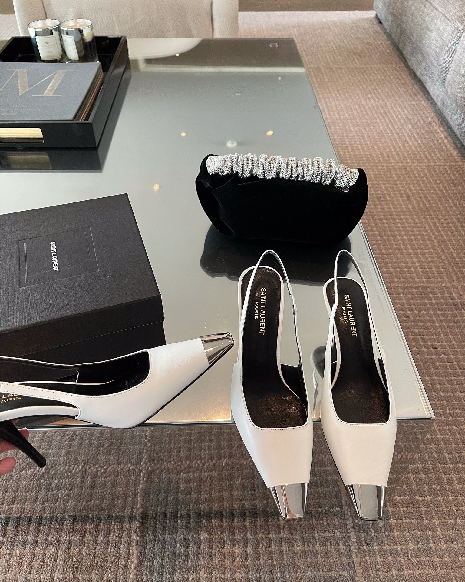 𝙎𝙖𝙞𝙣𝙩 𝙇𝙖𝙪𝙧𝙚𝙣𝙩 | 𝟐𝟎𝟐𝟏/𝐒𝐒 𝐧𝐞𝐰 YSL｜Saint Laurent𝟐𝟎𝟐𝟏 Annual best-selling model Saint Laurent early spring new metal iron head