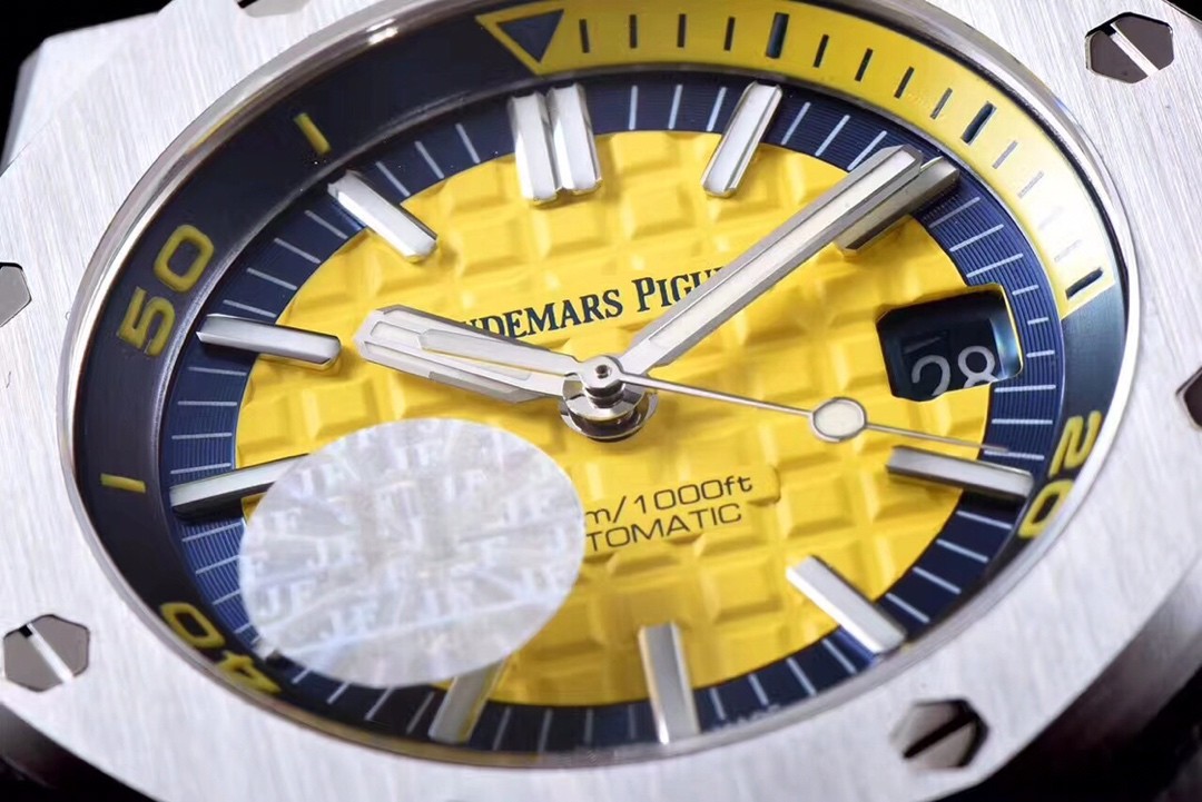 Audemars Piguet Royal Oak Offshore series mechanical men’s Watch V 8 version, Color series