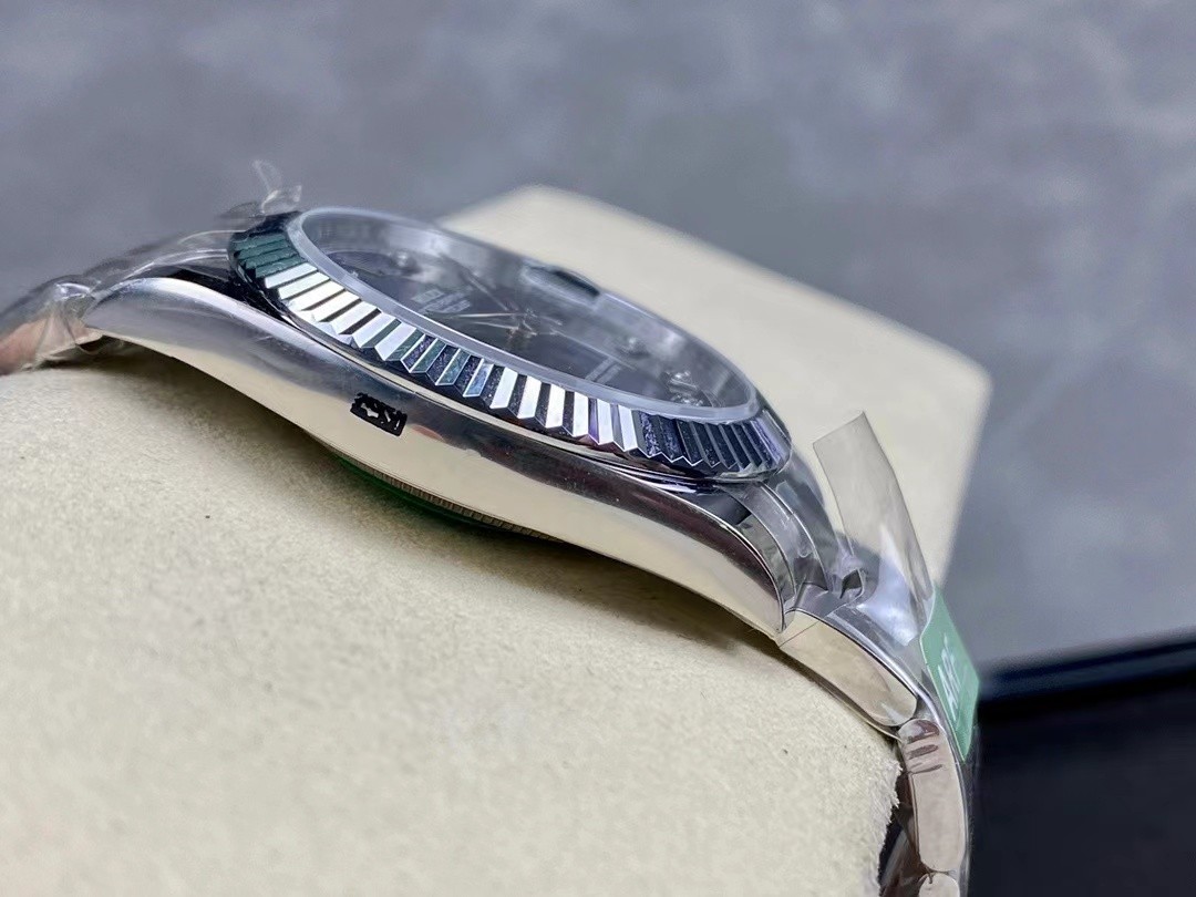 Rolex RE Log Men's Watch