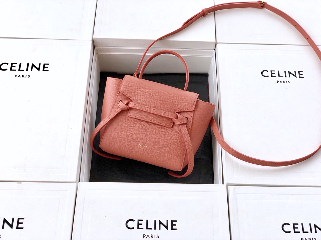 𝐂𝐞𝐥𝐢𝐧𝐞 𝐛𝐞𝐥𝐭 𝐩𝐢𝐜𝐨 𝟏𝟔𝐜𝐦 Grained Calfskin Bag