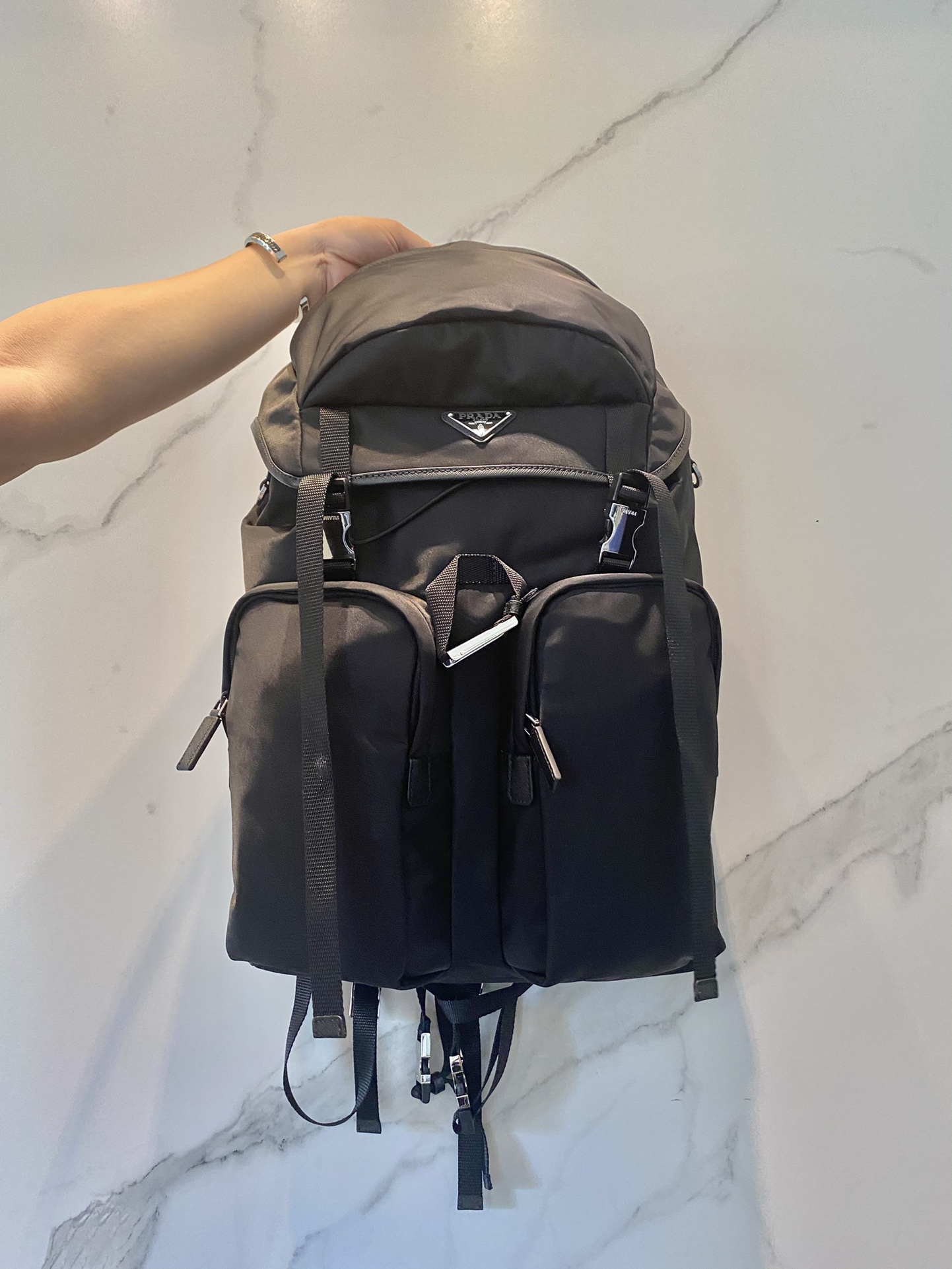 𝐏𝐑𝐀𝐃𝐀 New hiking bag 2VZ019