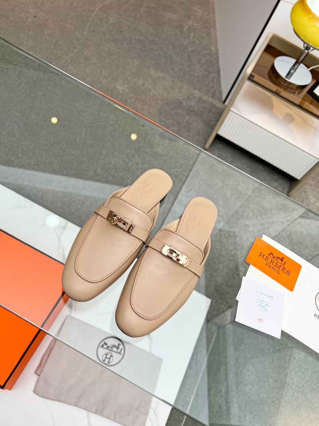 Hermes early spring new slippers