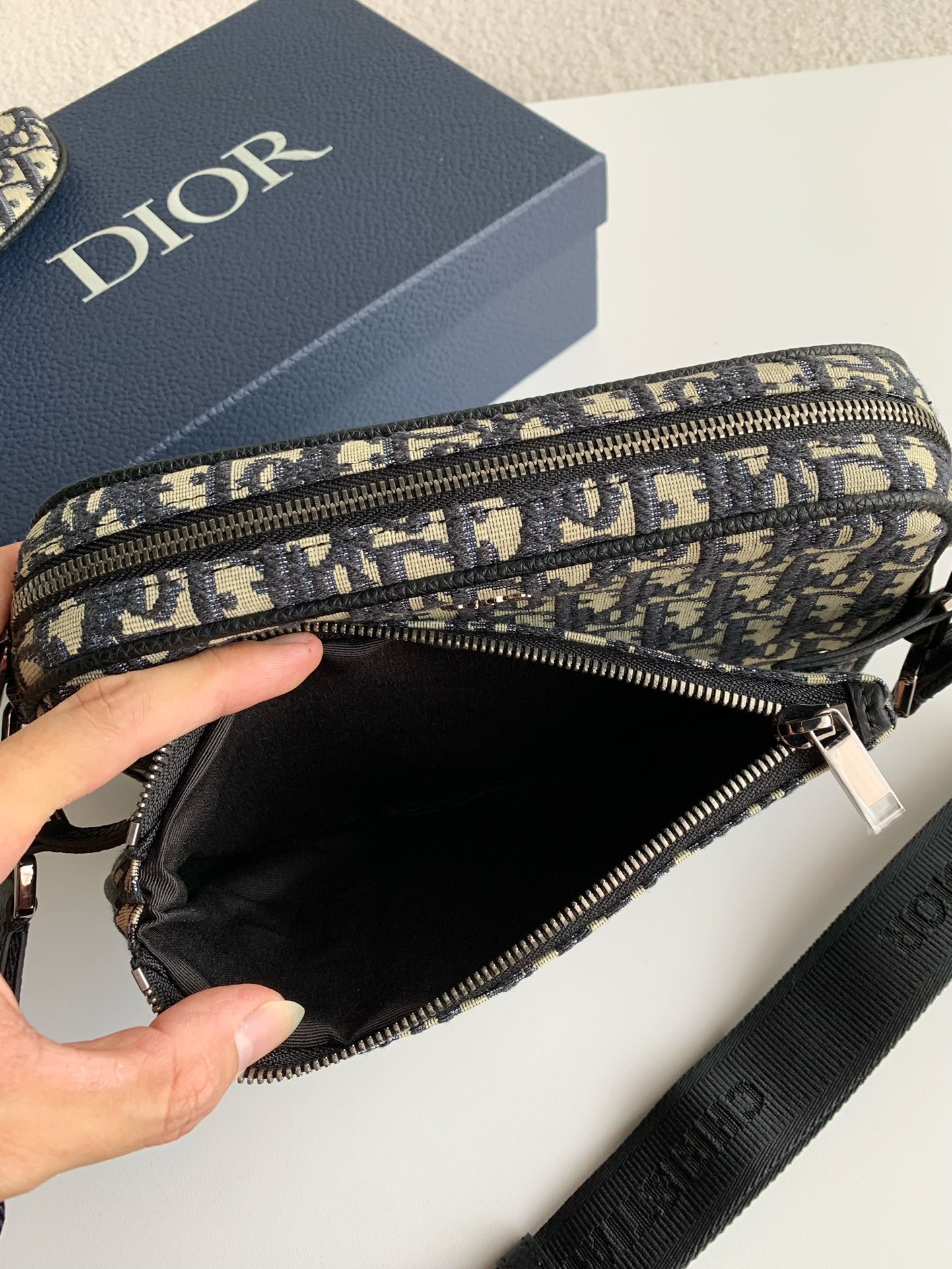 DIOR Men's SAFARI Messenger Bag, Top Quality Size：18*25*5cm