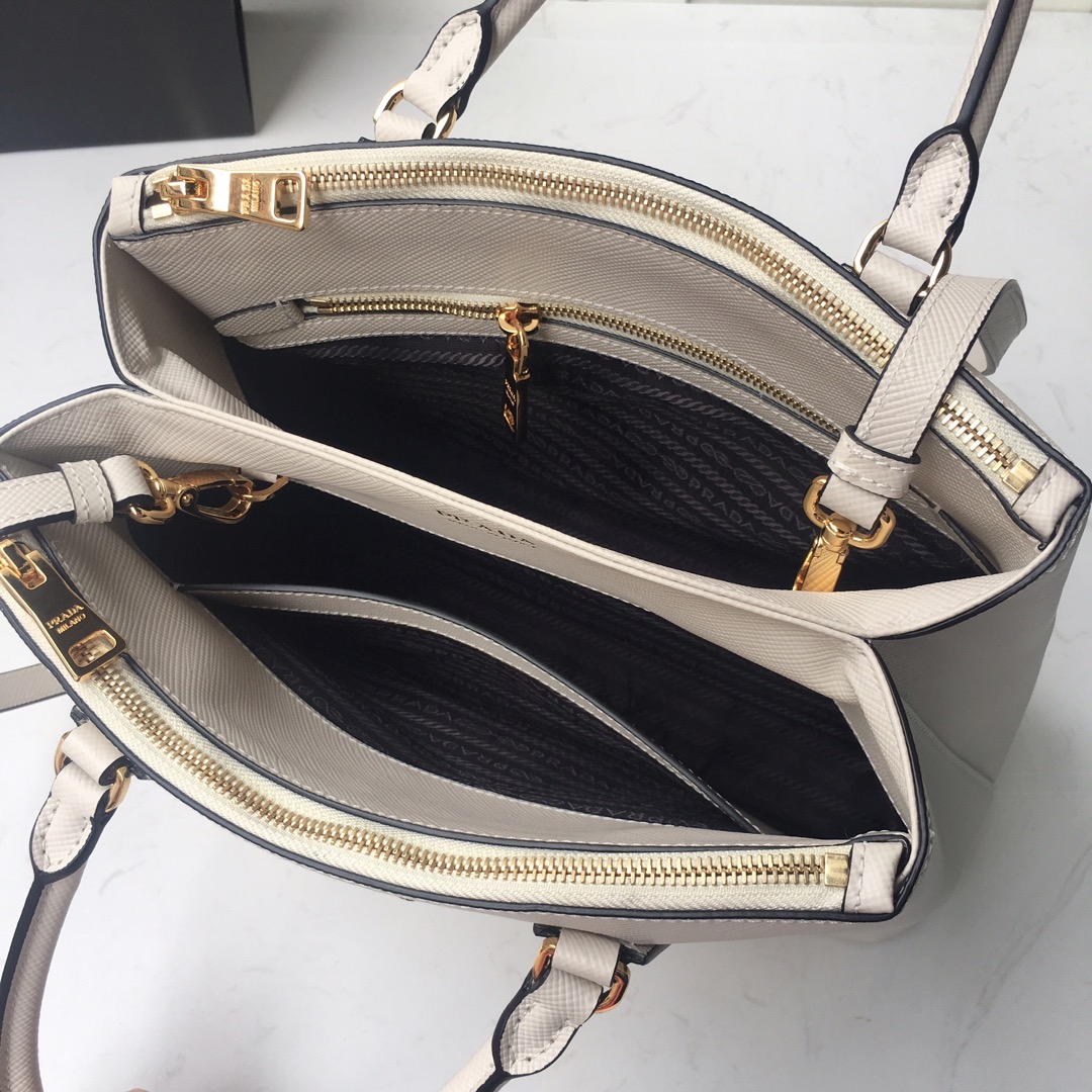 𝐏𝐑𝐀𝐃𝐀 1BA232 Handbag