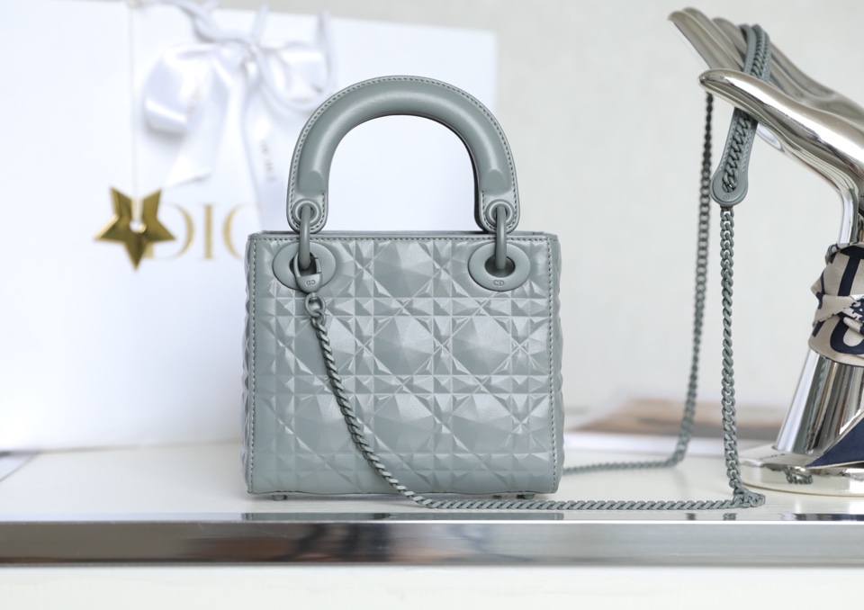 LADY DIOR Diamond Shaped Vine Gray DR-081