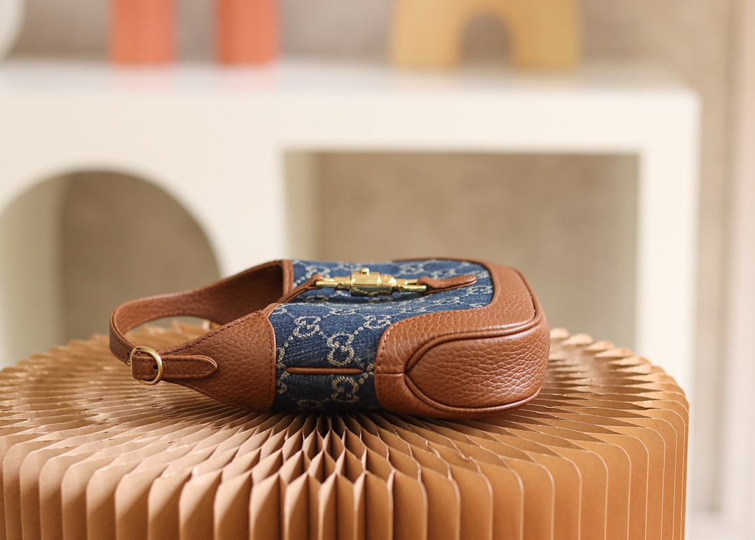 GUCCI 𝙅𝙖𝙘𝙠𝙞𝙚 1961 𝙈𝙞𝙣𝙞Retro Denim Series Original Leather #637092