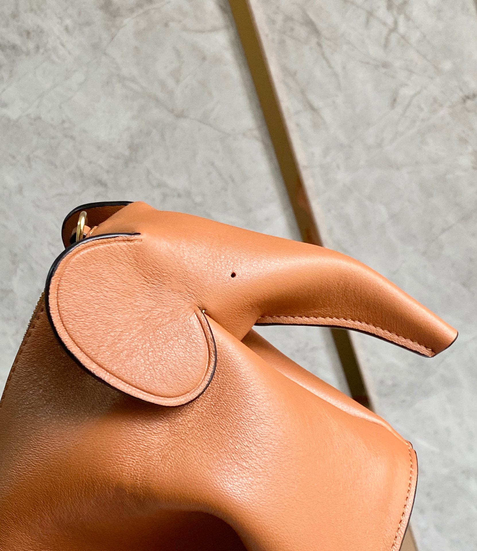 LOEWE Luojia brown elephant 🐘 shoulder bag