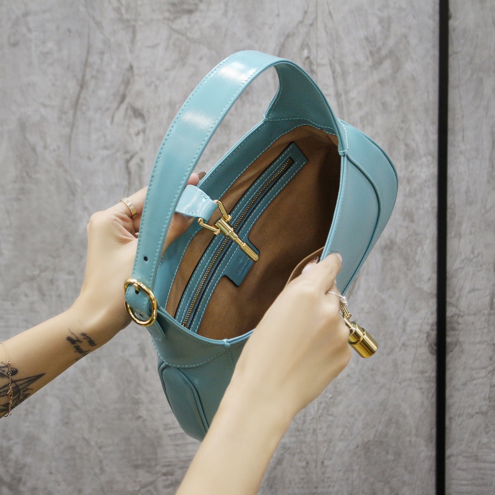 GUCCI 𝕁𝕒𝕔𝕜𝕚𝕖 1961 Small Series #636709