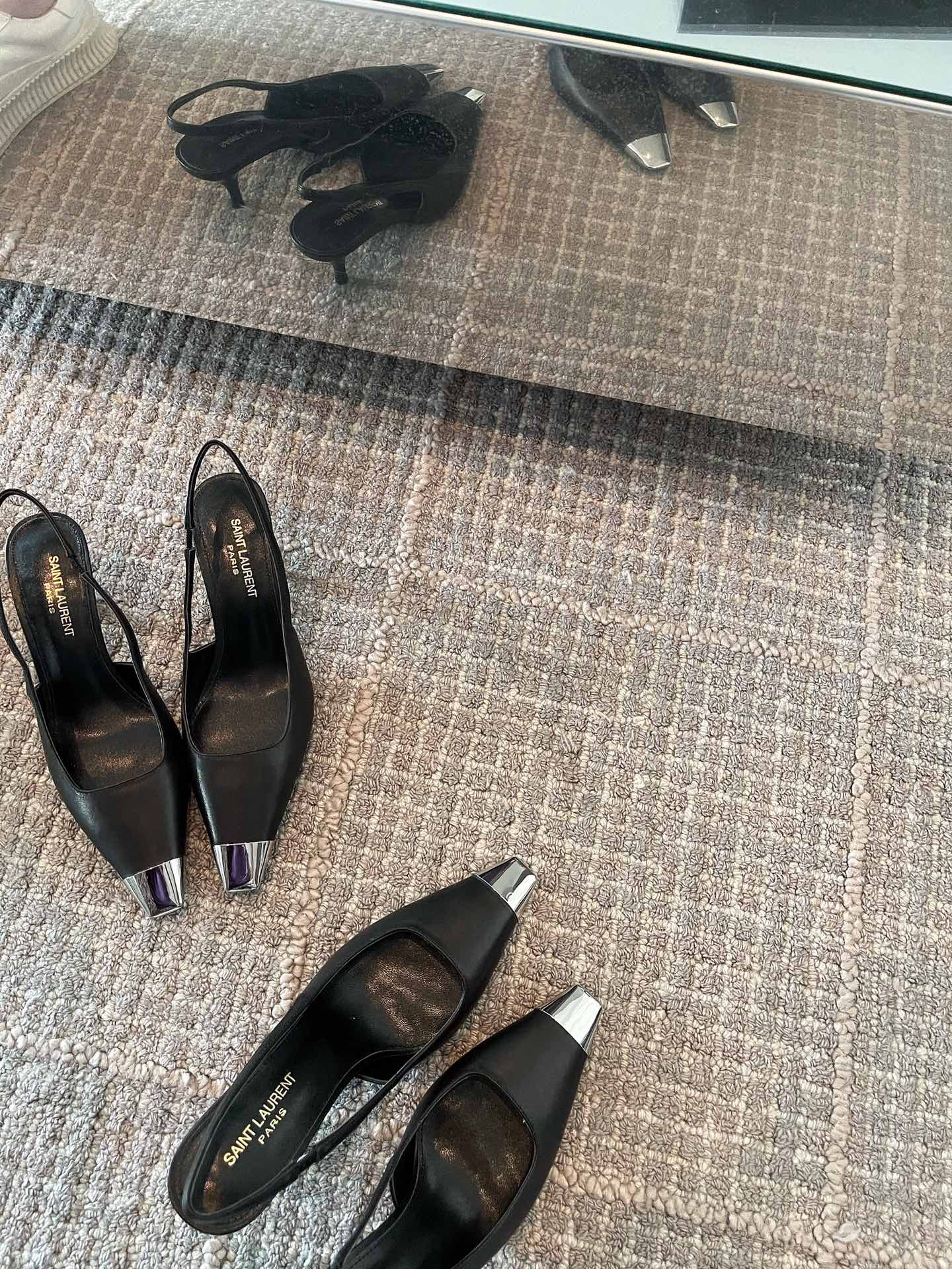 𝙎𝙖𝙞𝙣𝙩 𝙇𝙖𝙪𝙧𝙚𝙣𝙩 | 𝟐𝟎𝟐𝟏/𝐒𝐒 𝐧𝐞𝐰 YSL｜Saint Laurent 𝟐𝟎𝟐𝟏 best-selling model of the year blade black iron toe high heels