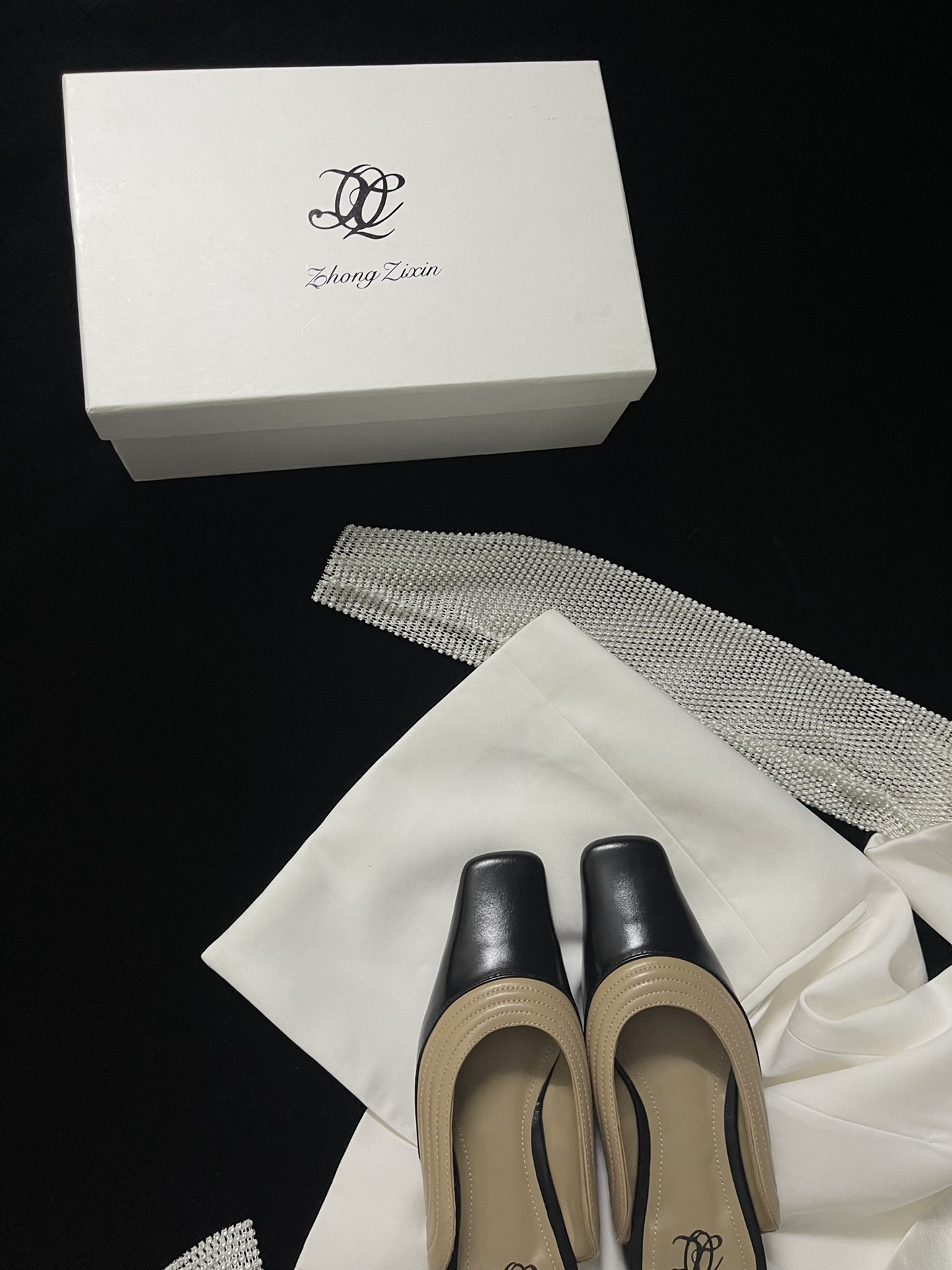 𝐳𝐡𝐨𝐧𝐠 𝐳𝐢 𝐱𝐢𝐧｜𝟐𝟎𝟐𝟑/𝐒𝐒 𝐧𝐞𝐰 Slippers