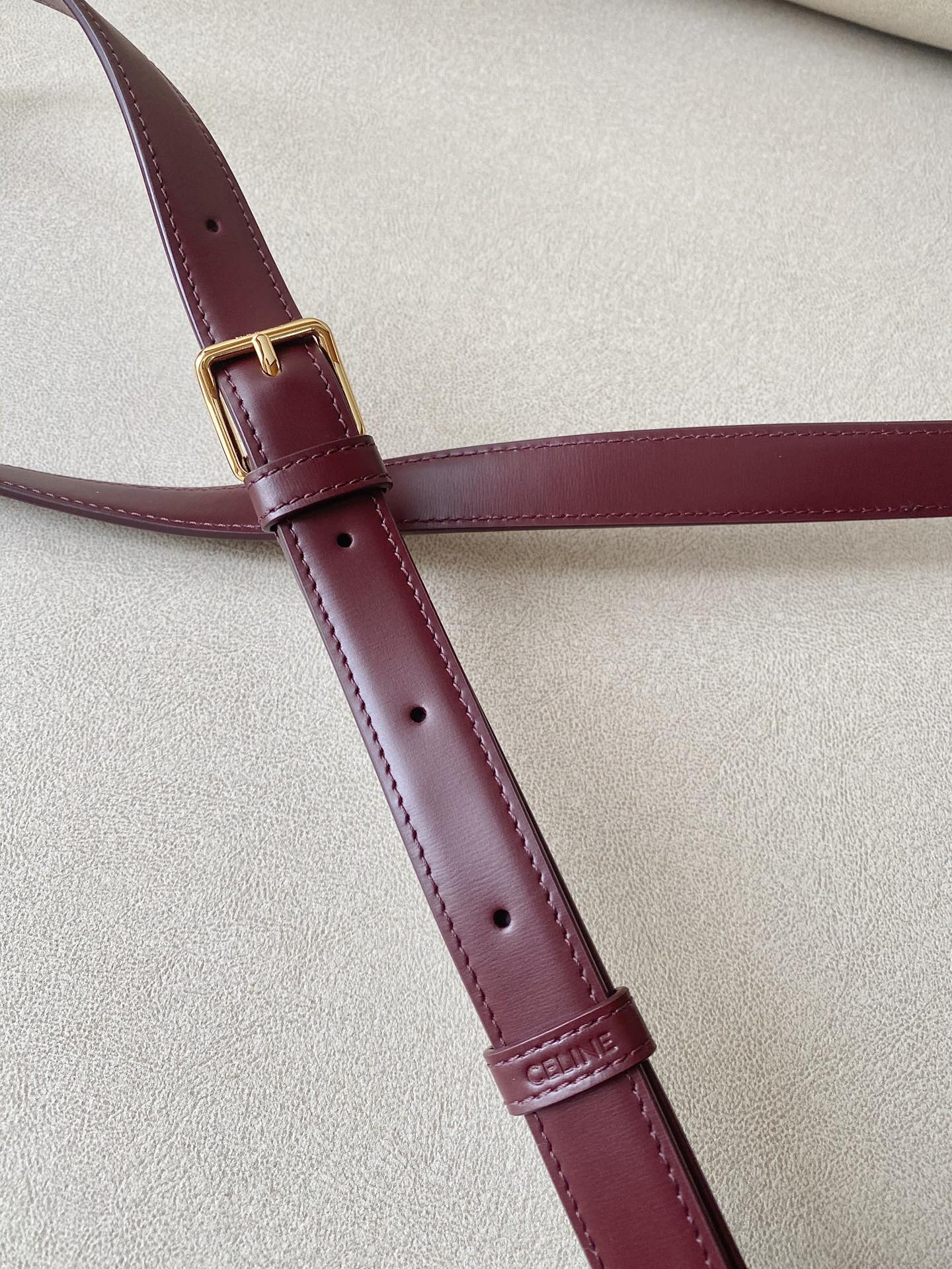 𝐂𝐞𝐥𝐢𝐧𝐞 Triomphe Medium 22.5cm