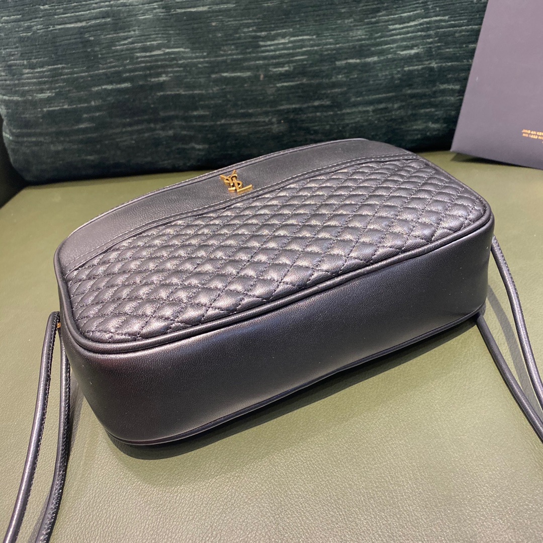 AINT LAURENT 𝙇𝙤𝙪 𝙇𝙤𝙪  #640990.JD