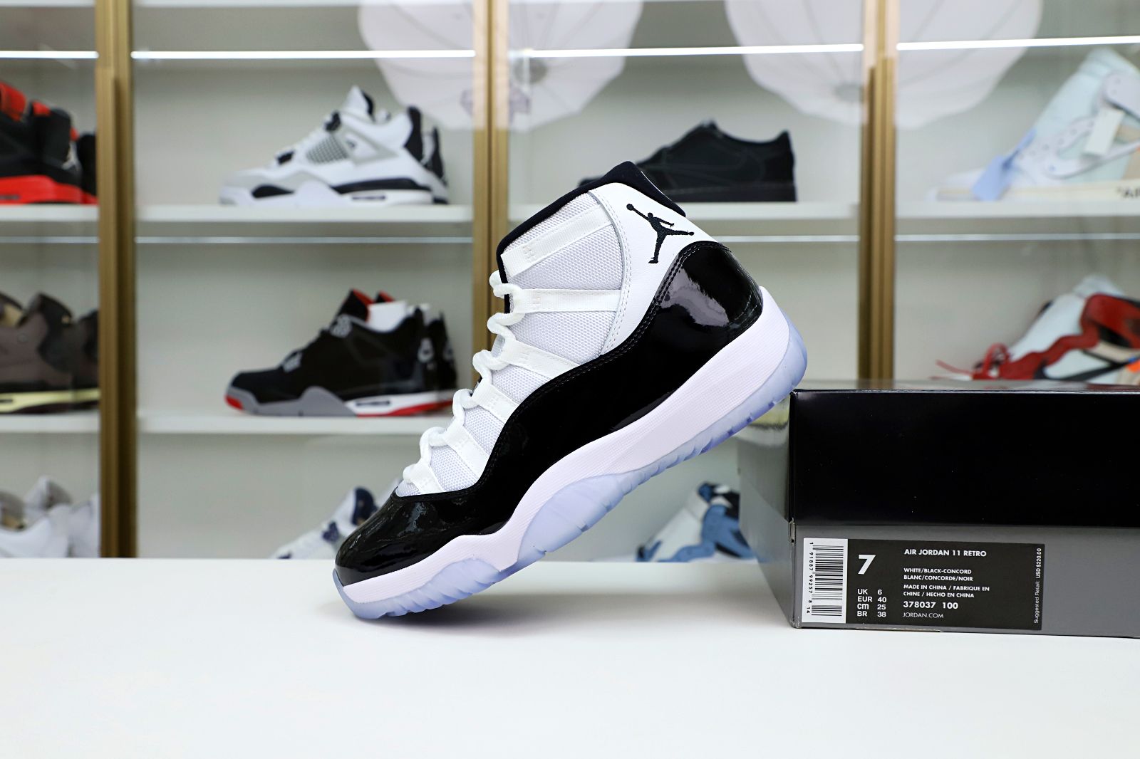 AIR JORDAN 11 RETRO CONCORD 2018