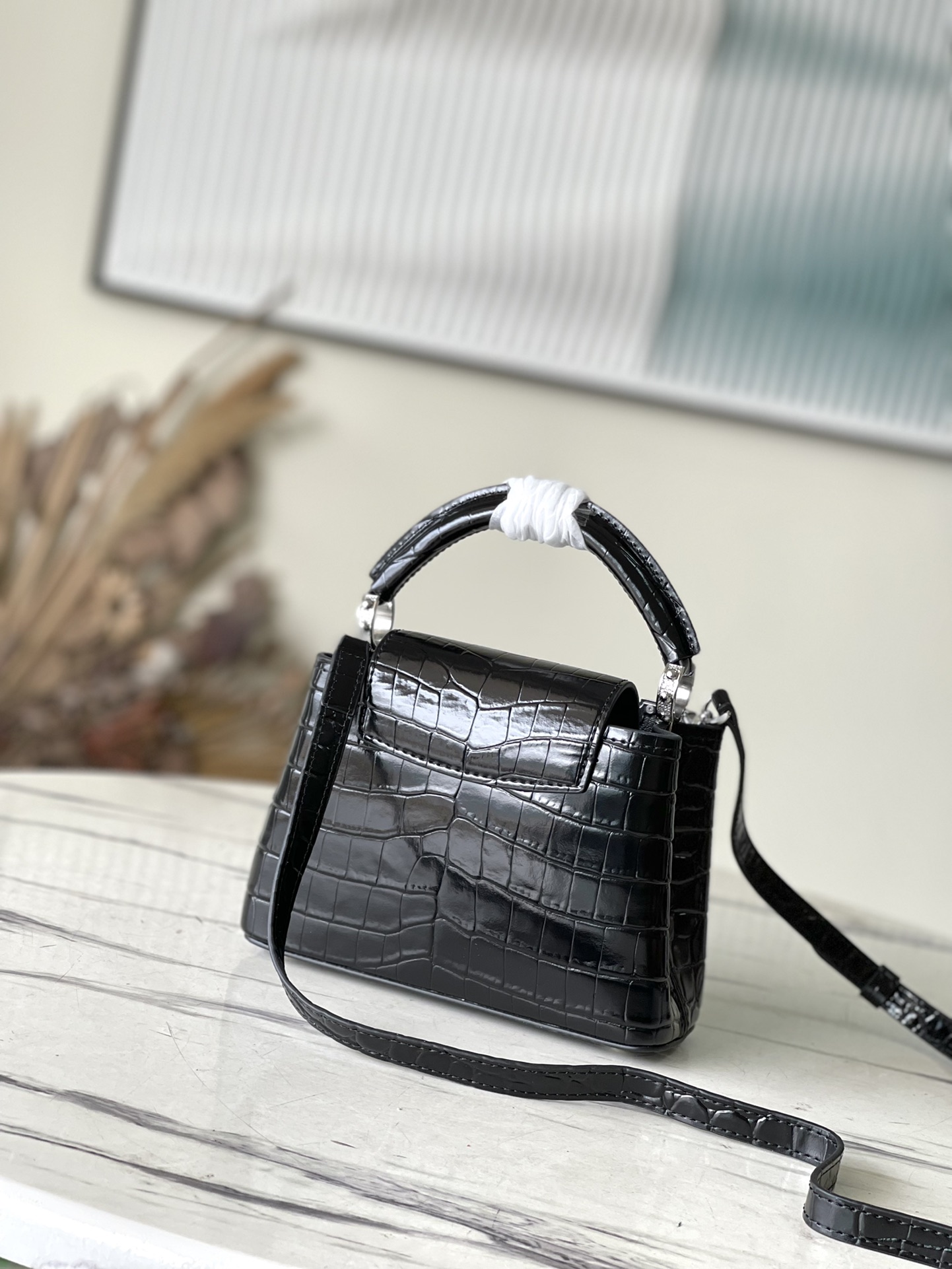 𝐋𝐎𝐔𝐈𝐒 𝐕𝐔𝐈𝐓𝐓𝐎𝐍   M51783