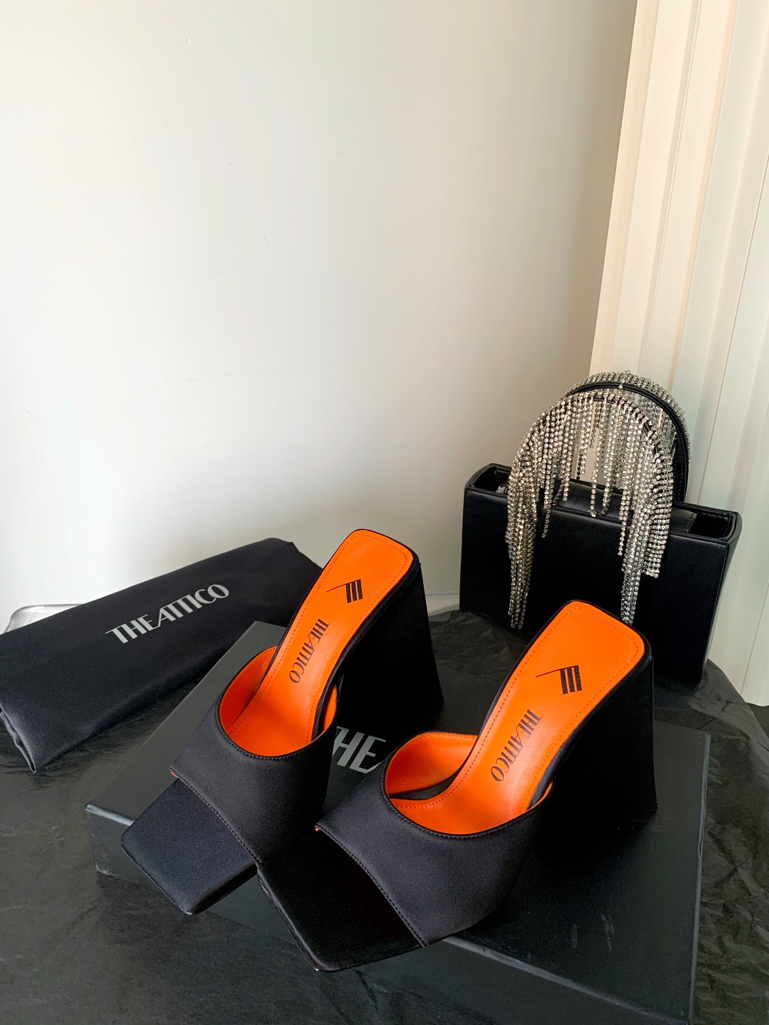 THE ATTICO | 𝟐𝟎𝟐𝟏/𝐒𝐒 𝐧𝐞𝐰 The attico triangle heel sandals lined with sheepskin leather genuine leather outsole