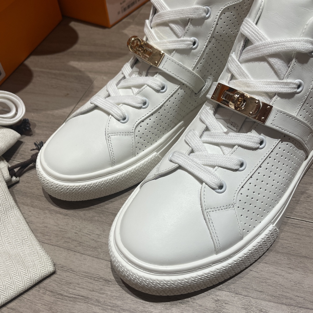 Hermes latest Kelly buckle small white shoes sneakers