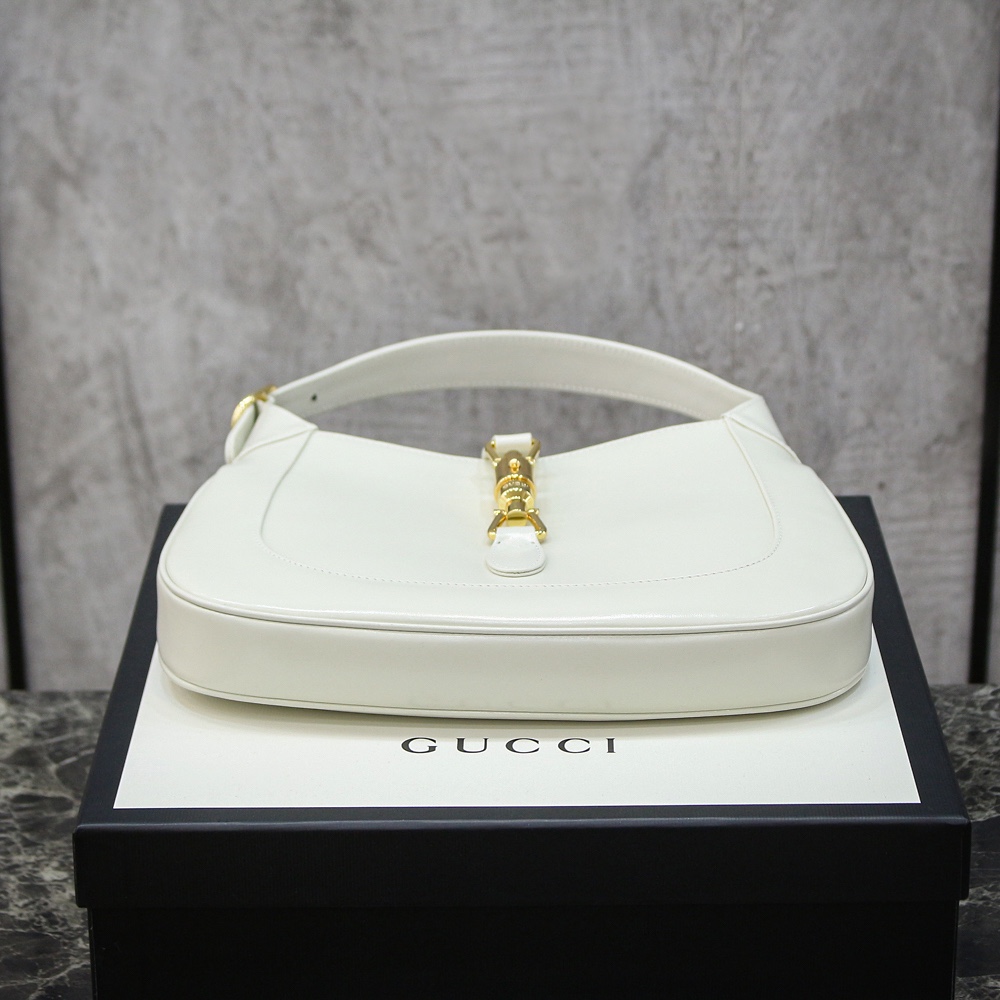 GUCCI 𝕁𝕒𝕔𝕜𝕚𝕖 1961 Small Series #636709