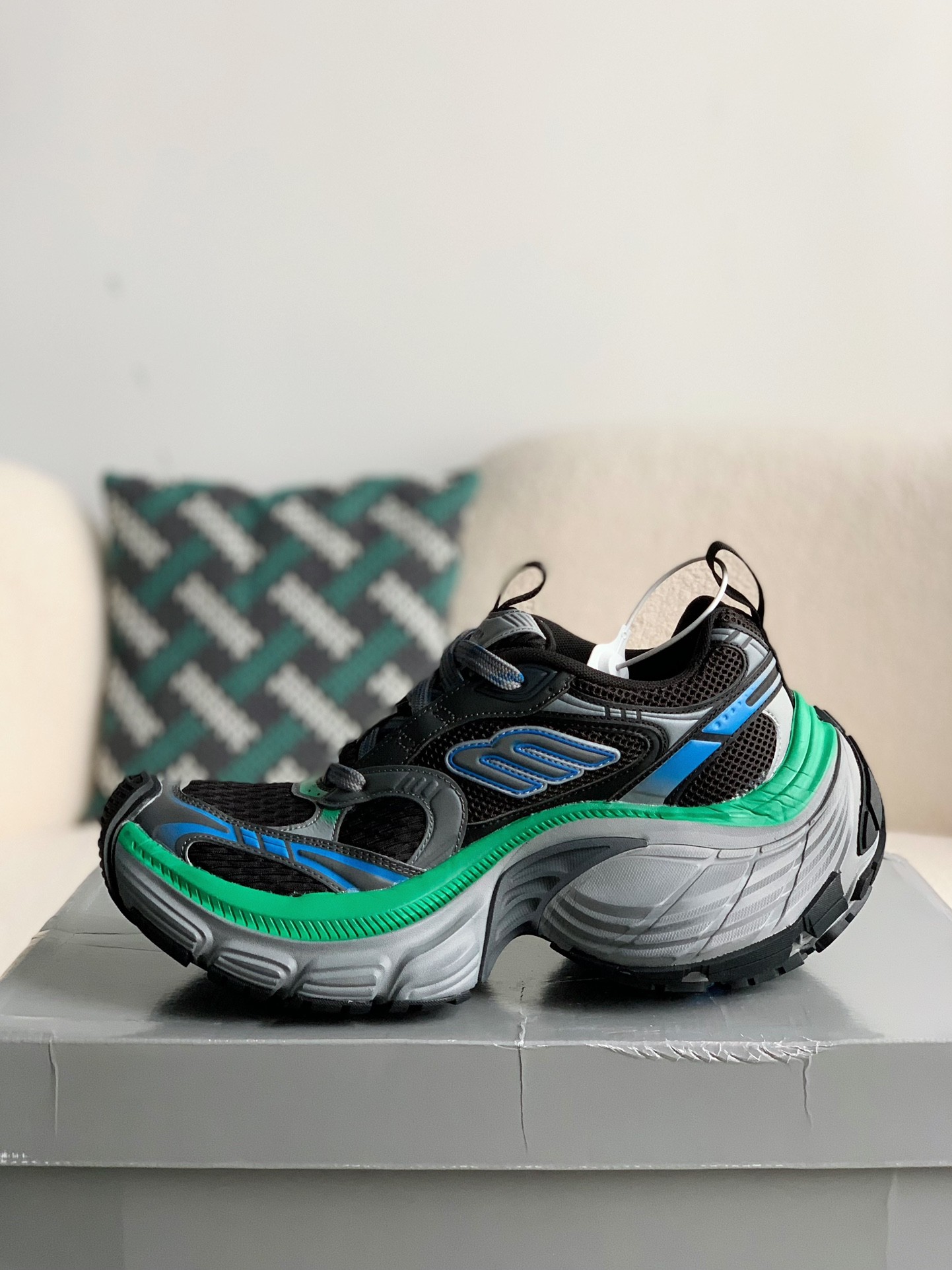 Balenciaga Runner Sneaker