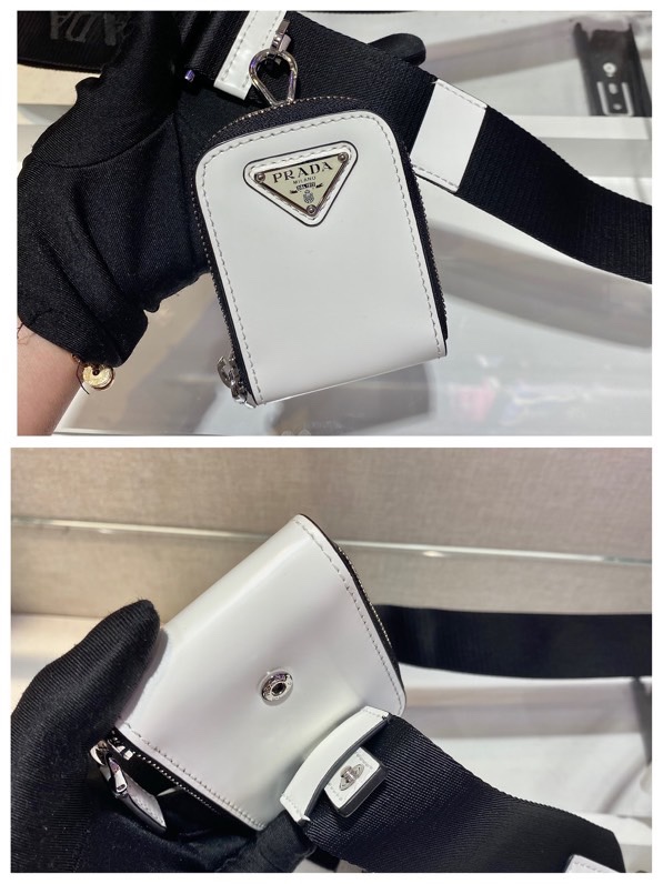 𝐏𝐑𝐀𝐃𝐀 New camera bag 2VH069