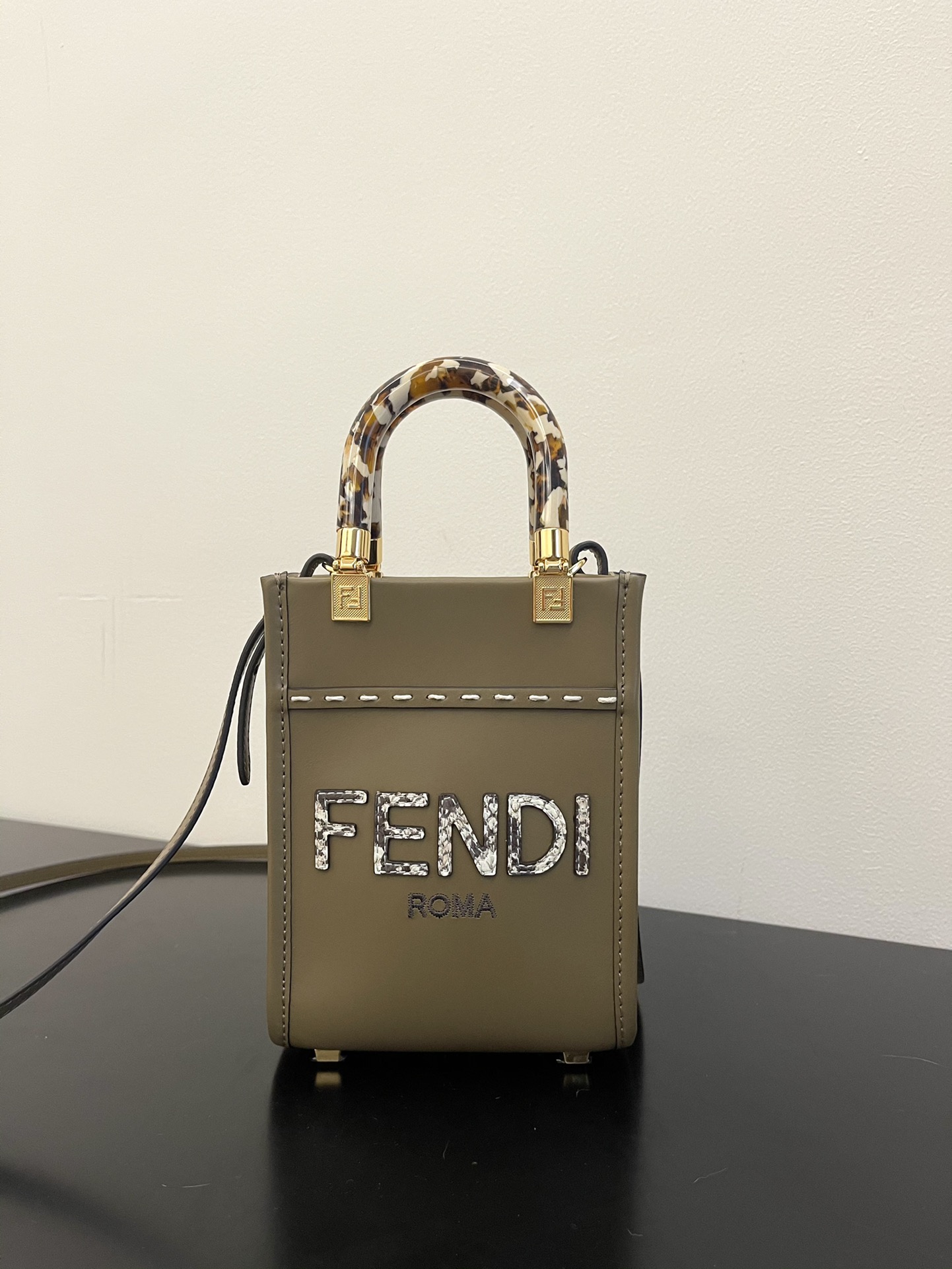 FENDI Sunshine mini tortoiseshell portable crossbody cute