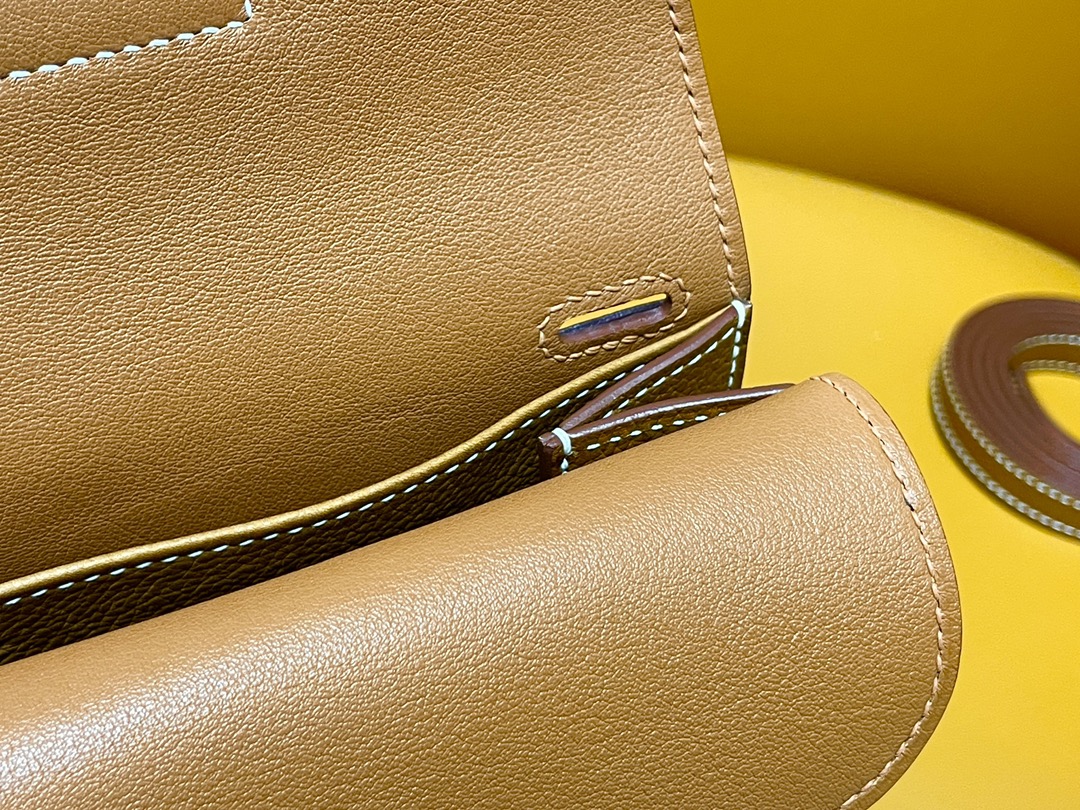 Halzan25 gold buckle golden brown   Saddle Fubo leather