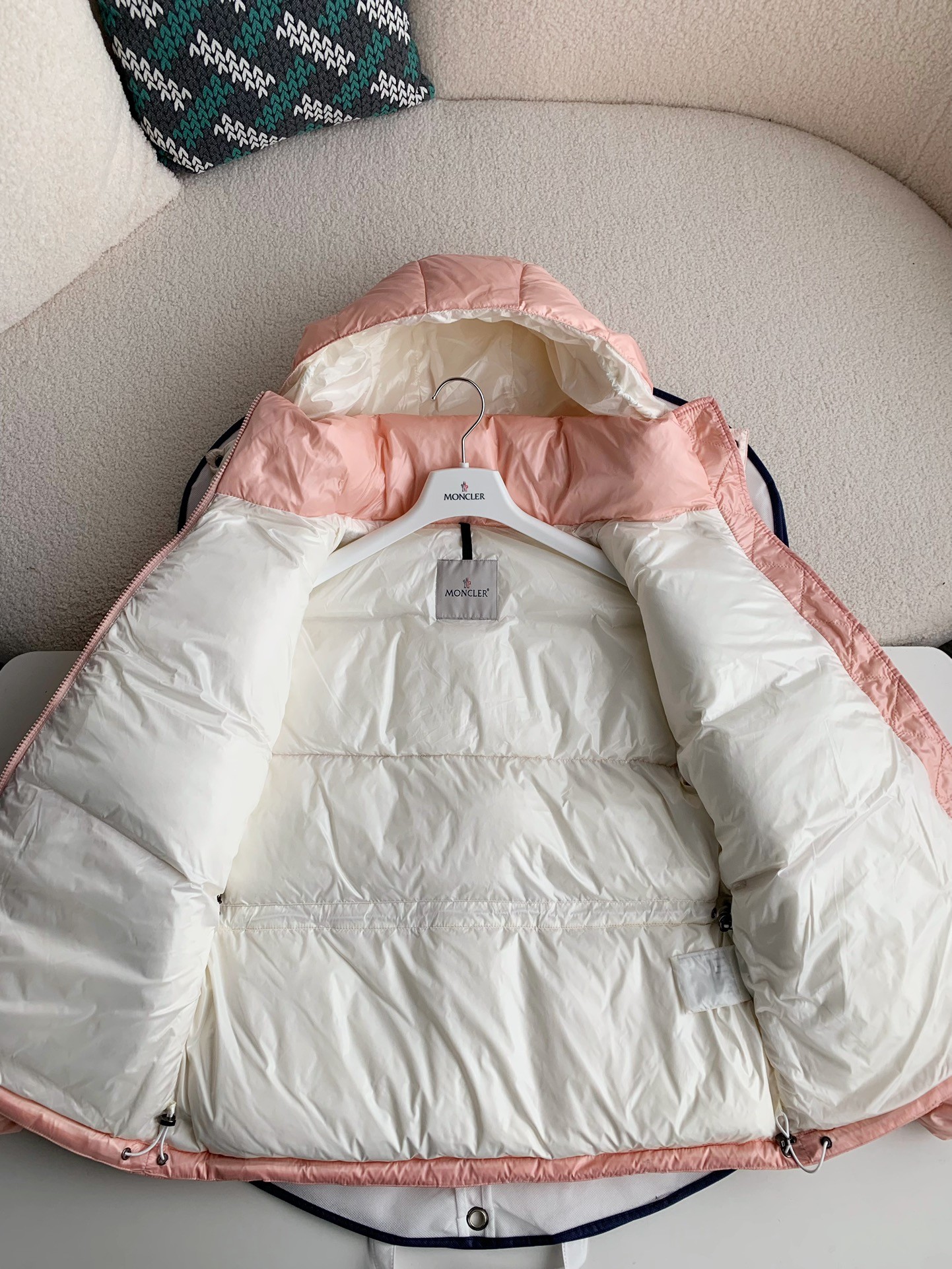 Moncler Thick down jacket for women-pink