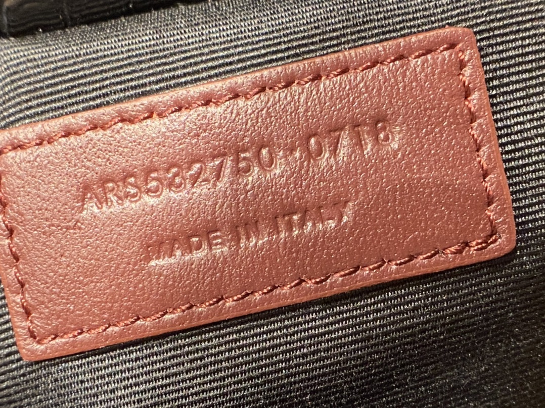 SAINT LAURENT ▪️𝑪𝒂𝒔𝒔𝒂𝒏𝒅𝒓𝒂 532750 original leather