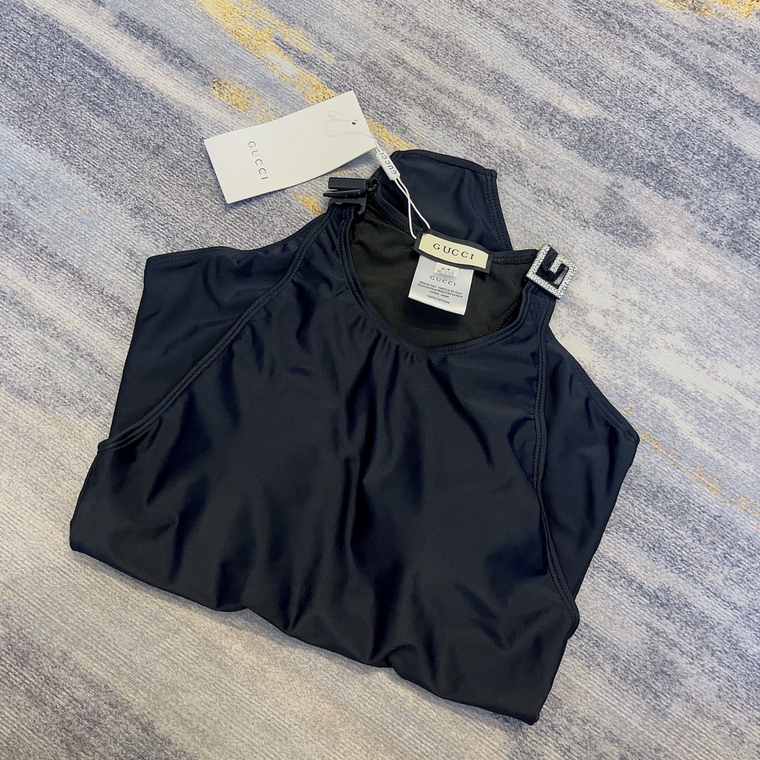 Gucc one-piece swimsuit with breast pads