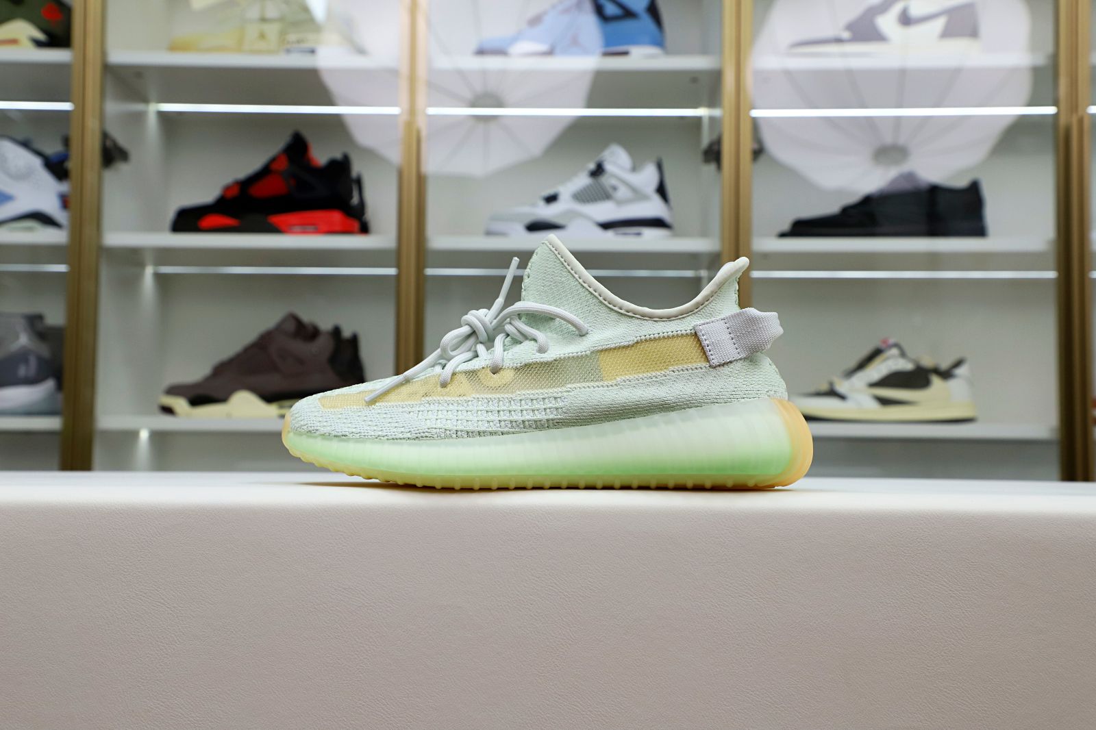 YEEZY BOOST 350 V2 HYPERSPACE