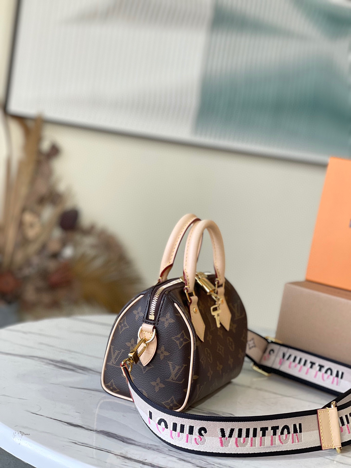 𝐋𝐎𝐔𝐈𝐒 𝐕𝐔𝐈𝐓𝐓𝐎𝐍    M45957