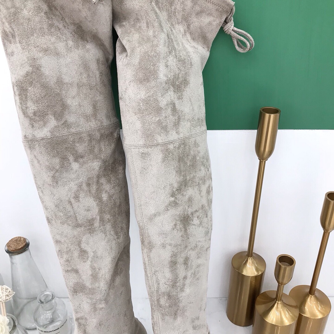 Stuart Weitzman Stuart Weitzman knee-high boots High Street The classics keep on coming