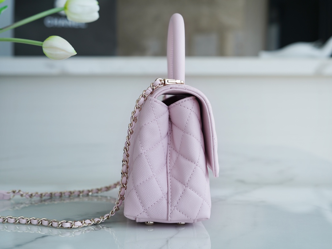 CHANEL 𝑪𝒐𝑪𝒐 𝒉𝒂𝒏𝒅𝒍𝒆 New Cowhide Handle Small Cherry Blossom Pink