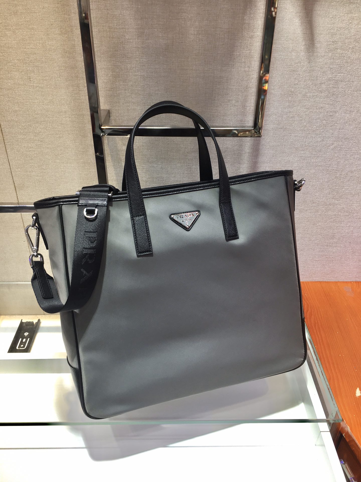𝐏𝐑𝐀𝐃𝐀 New shopping bag